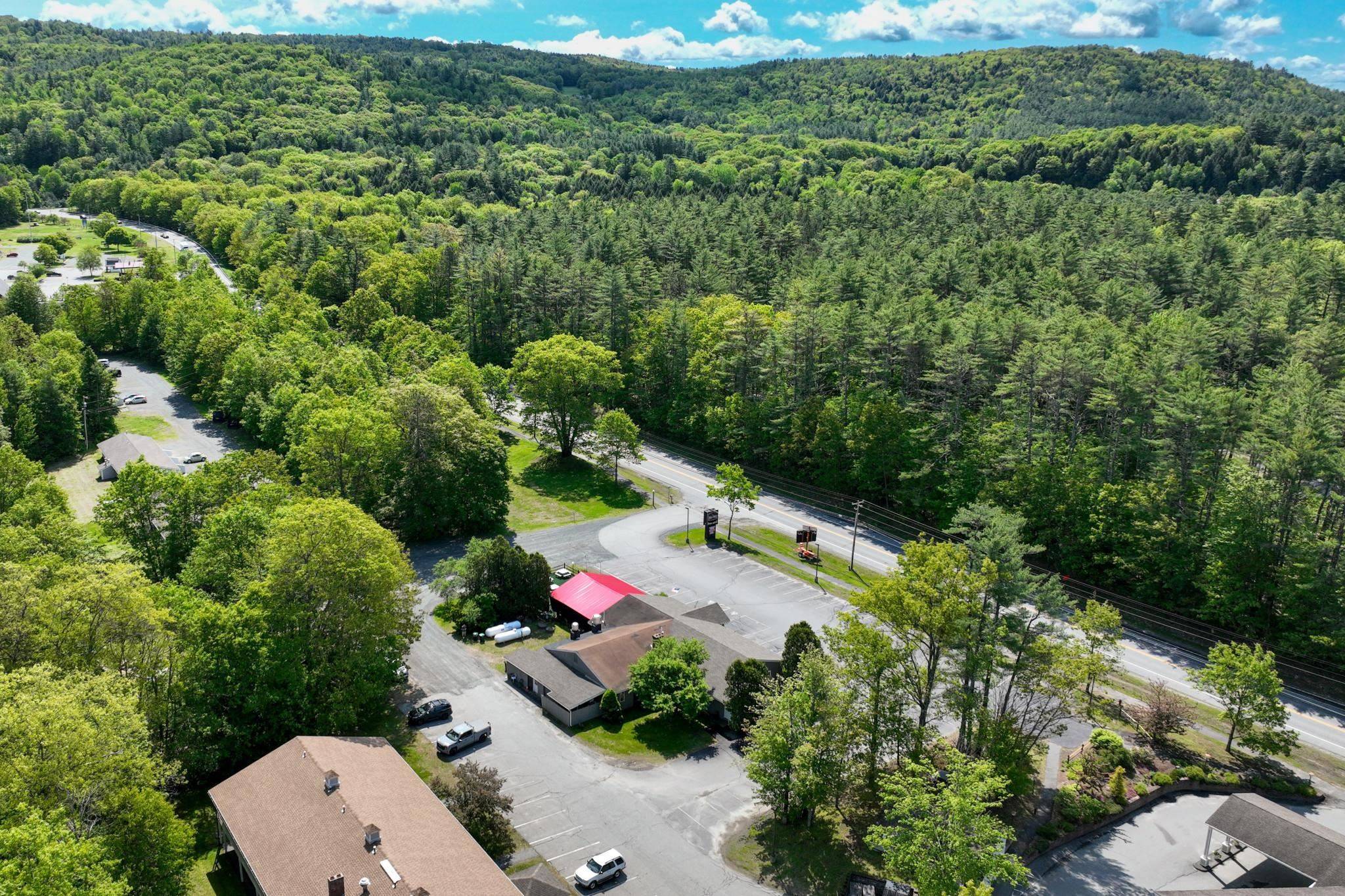 Hartford, VT 05059-0967,20 Public WAY