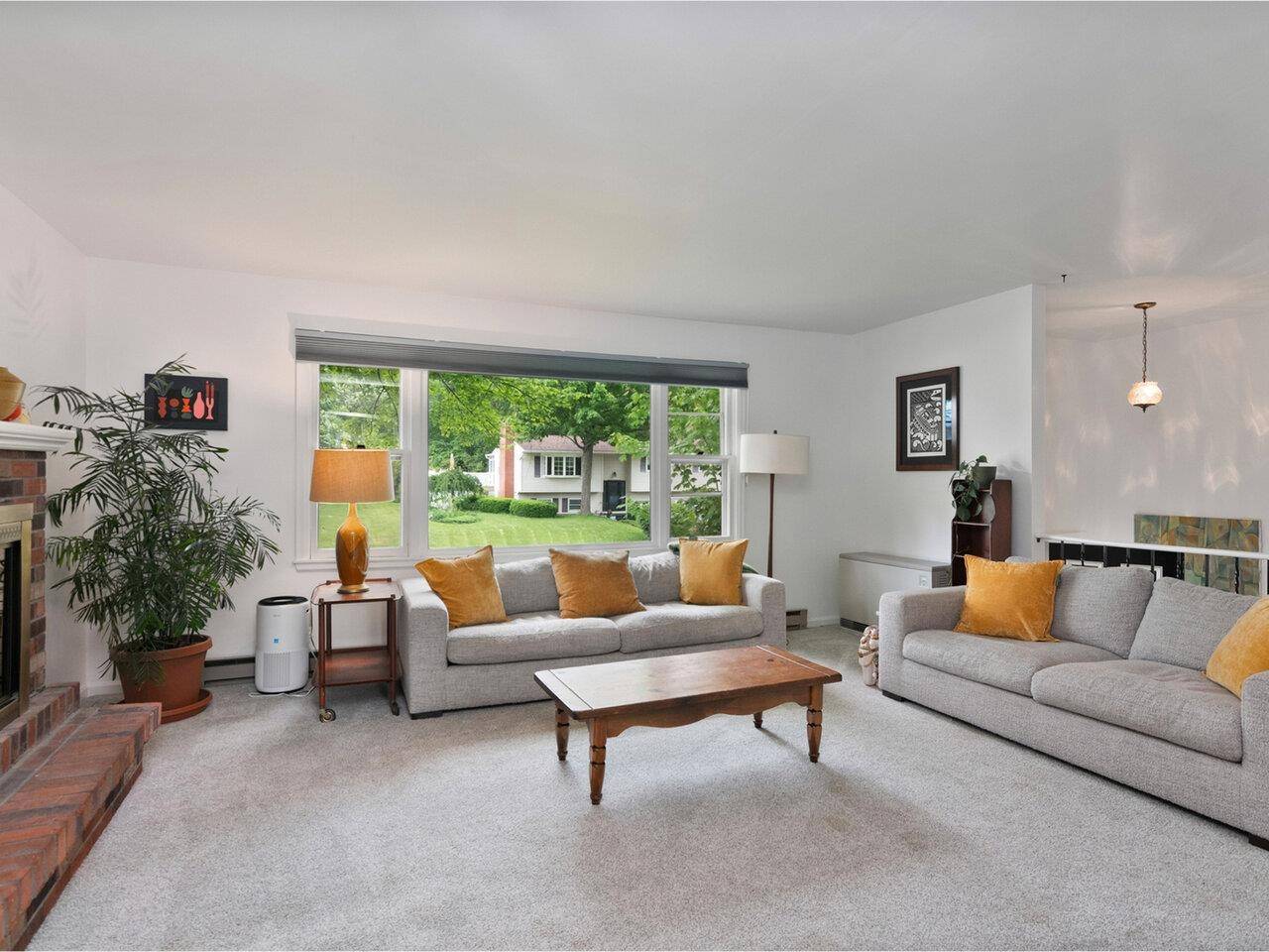 South Burlington, VT 05403,7 Prouty Pkwy