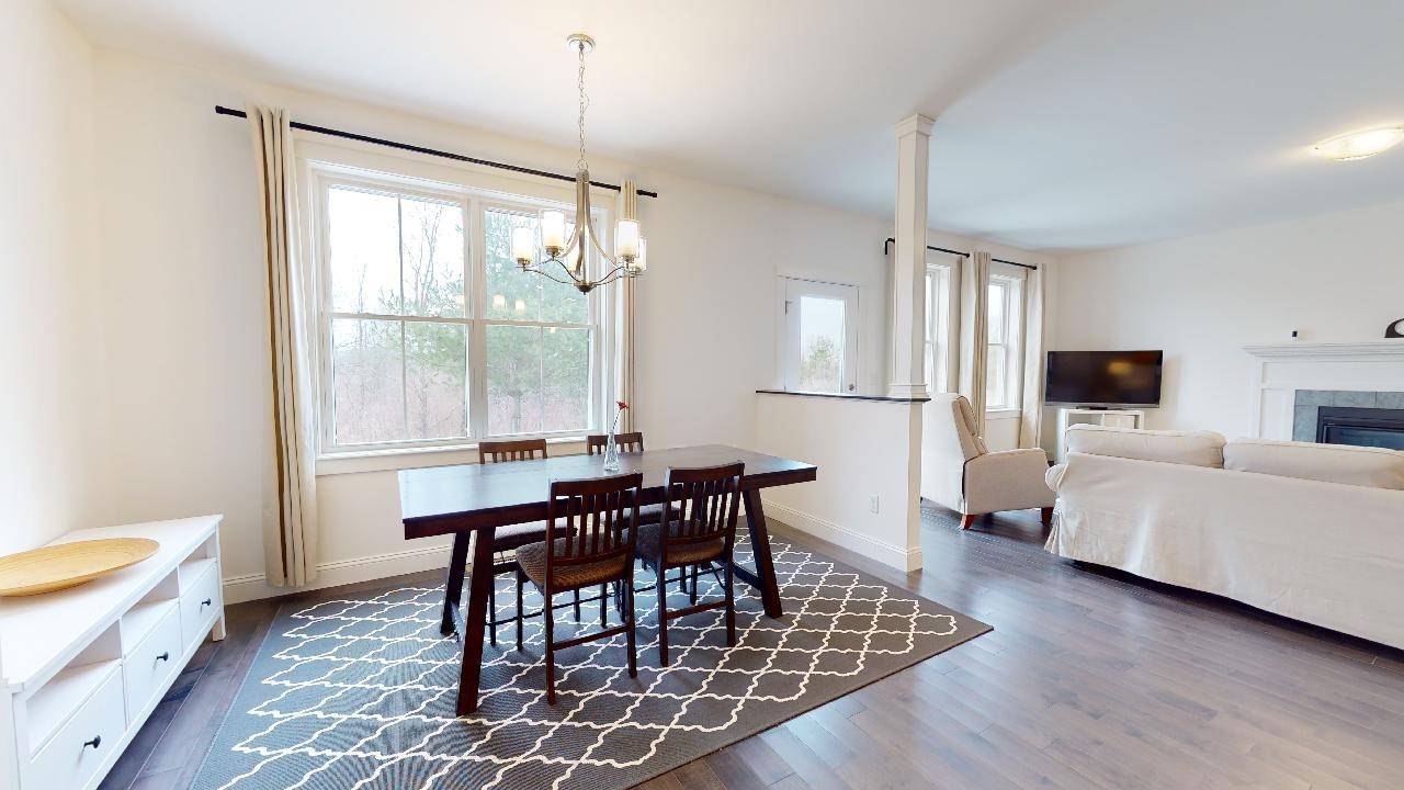 132 Midland AVE South Burlington, VT 05403