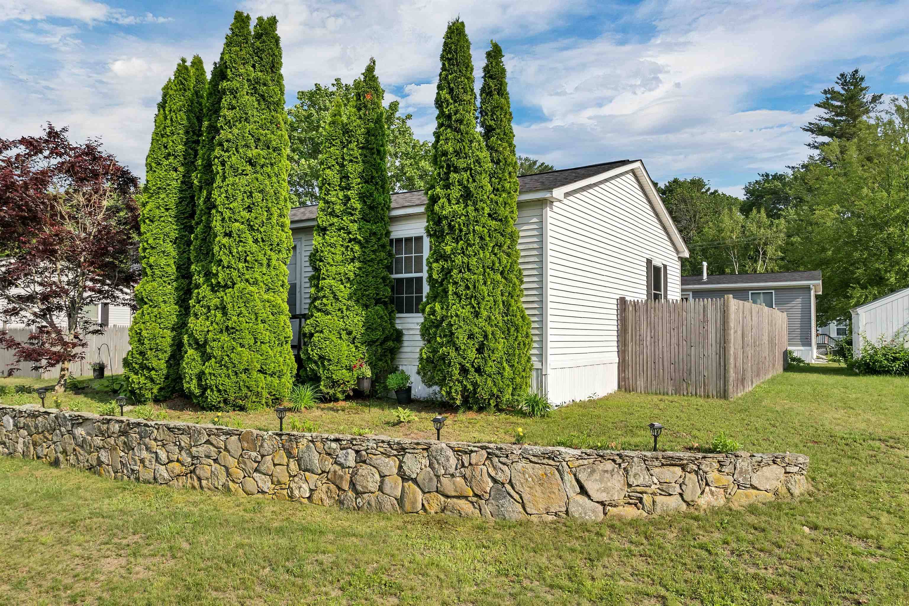 Seabrook, NH 03874,26 A ST