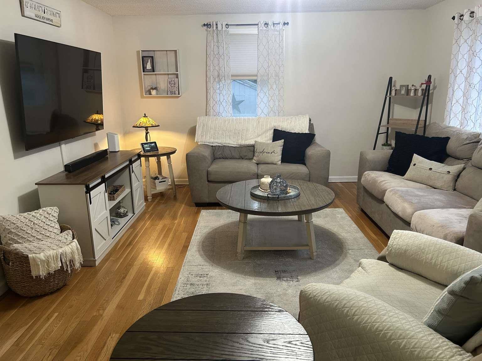Nashua, NH 03063,102 Dalton ST