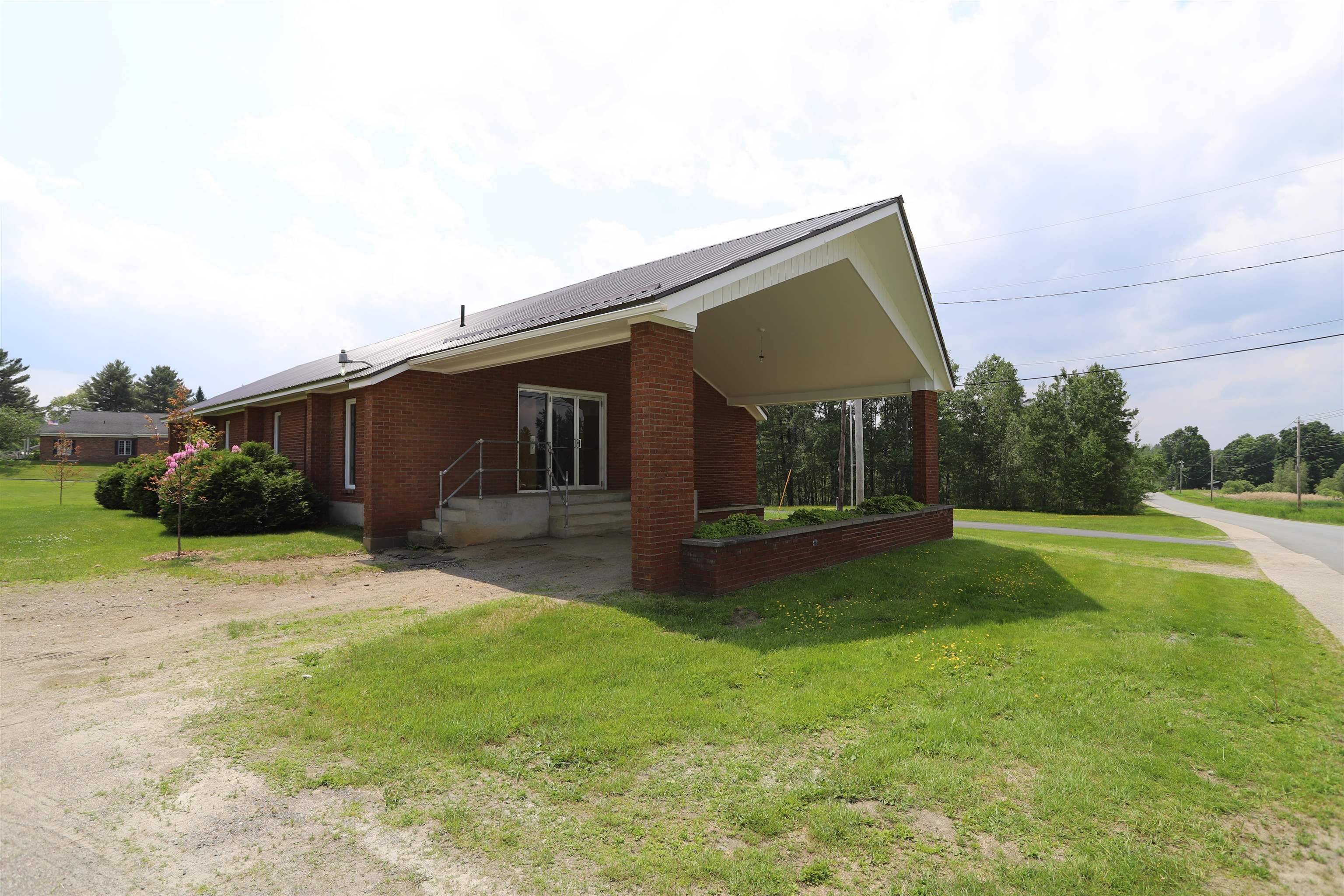 Derby, VT 05829,668 Prouty DR
