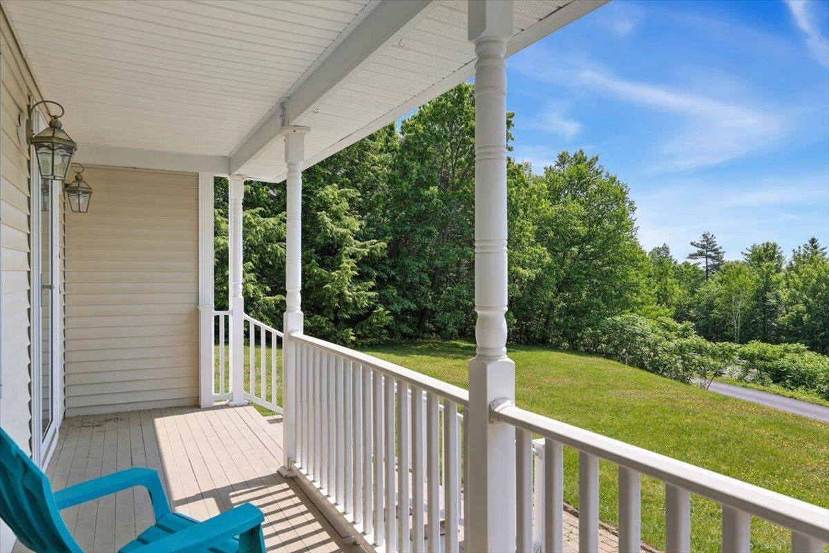 Raymond, NH 03077,18 Sherman DR