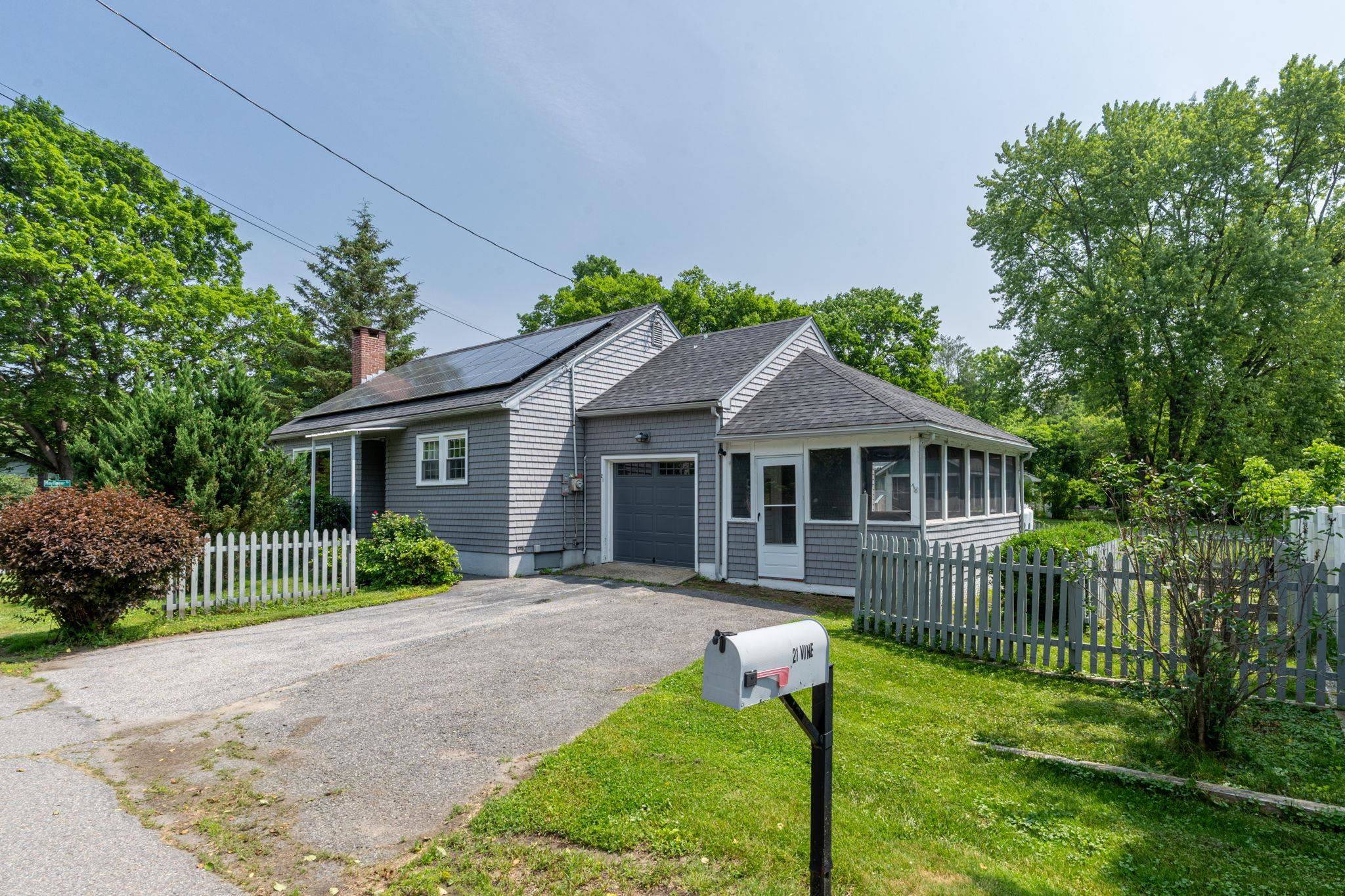 Keene, NH 03431,21 Vine ST