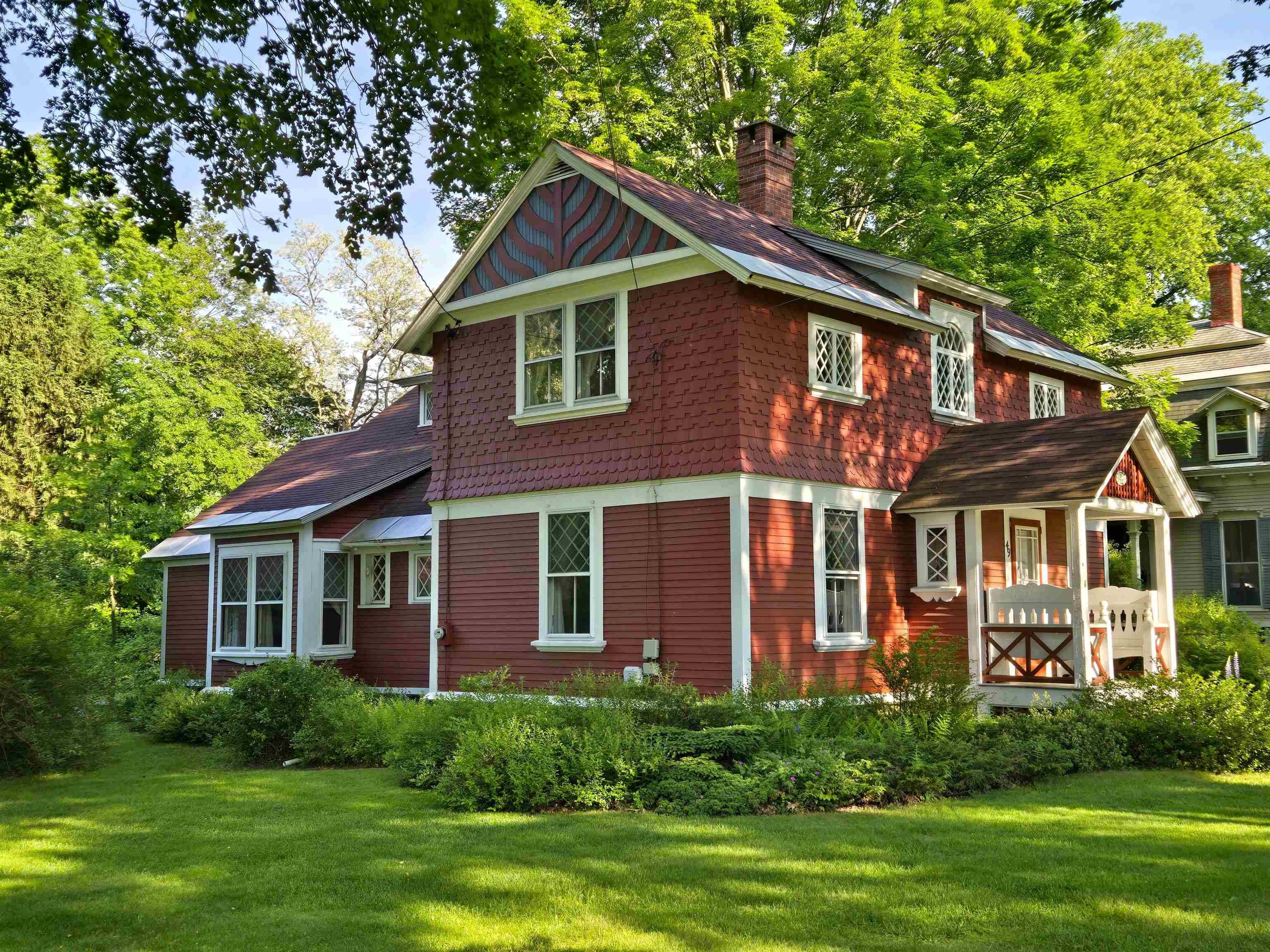 Brattleboro, VT 05301,49 Tyler ST