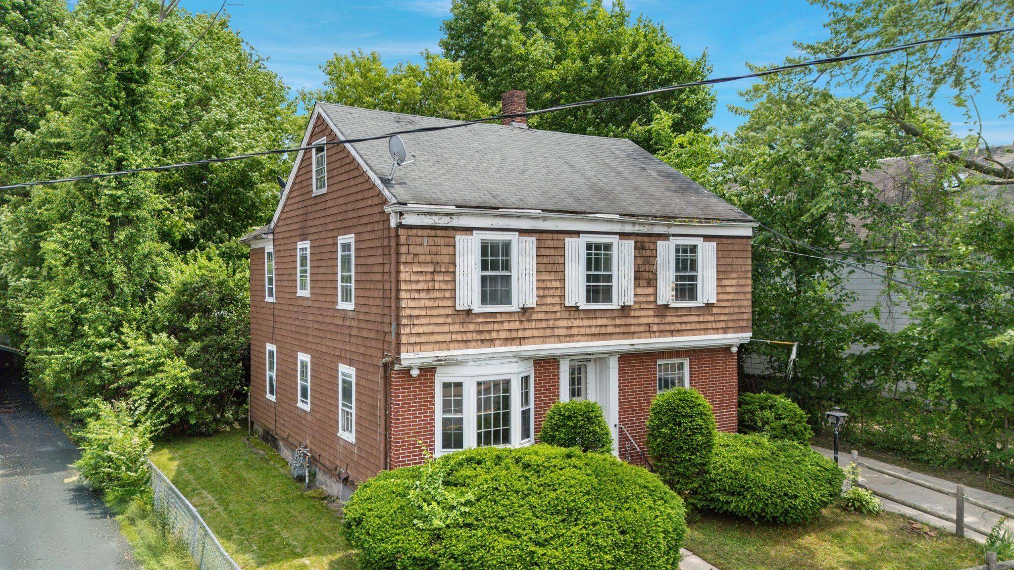 Nashua, NH 03060,107 Allds ST