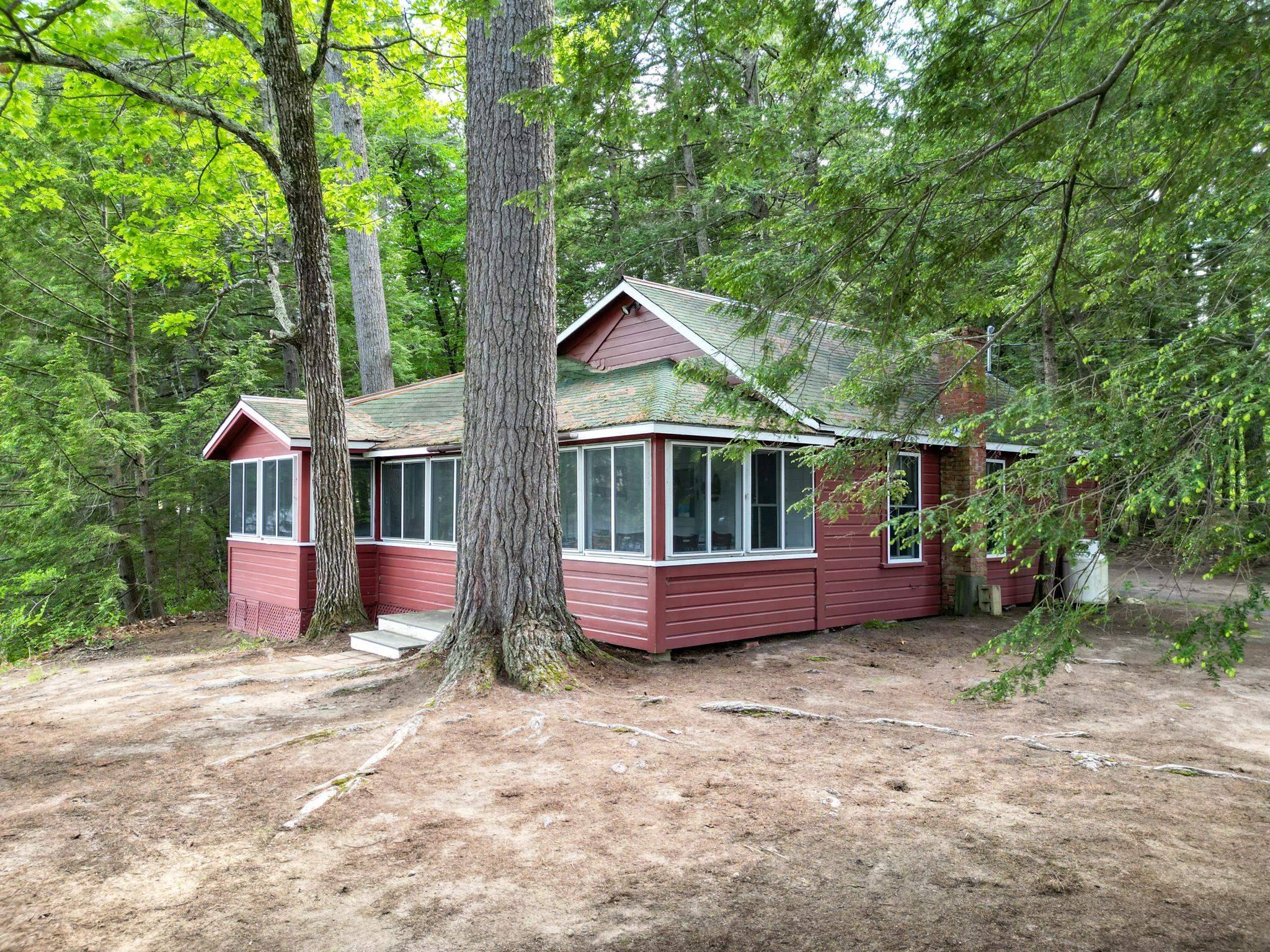 Conway, NH 03818,28 Brook LN