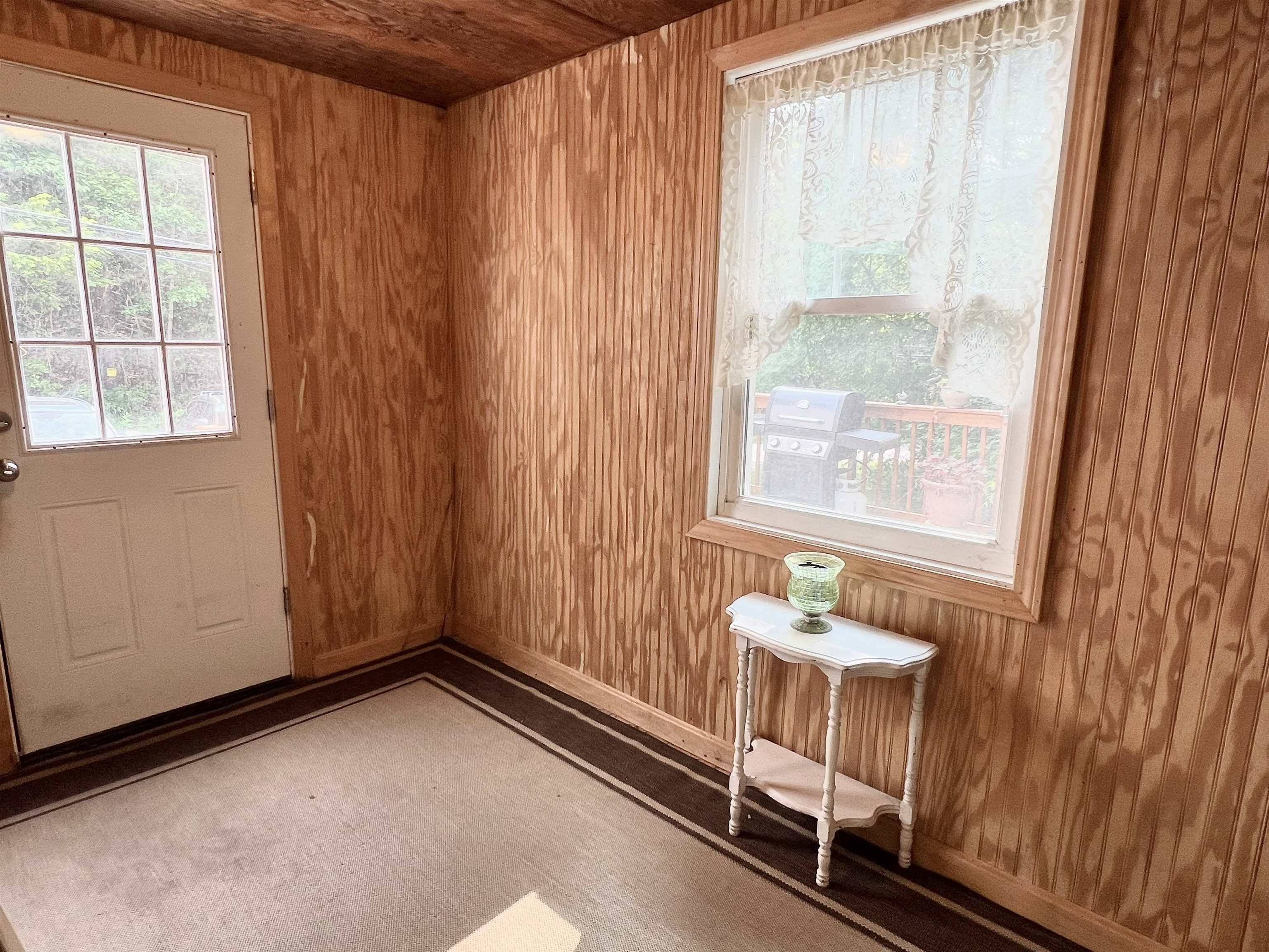 Vernon, VT 05354,403 Tyler Hill RD