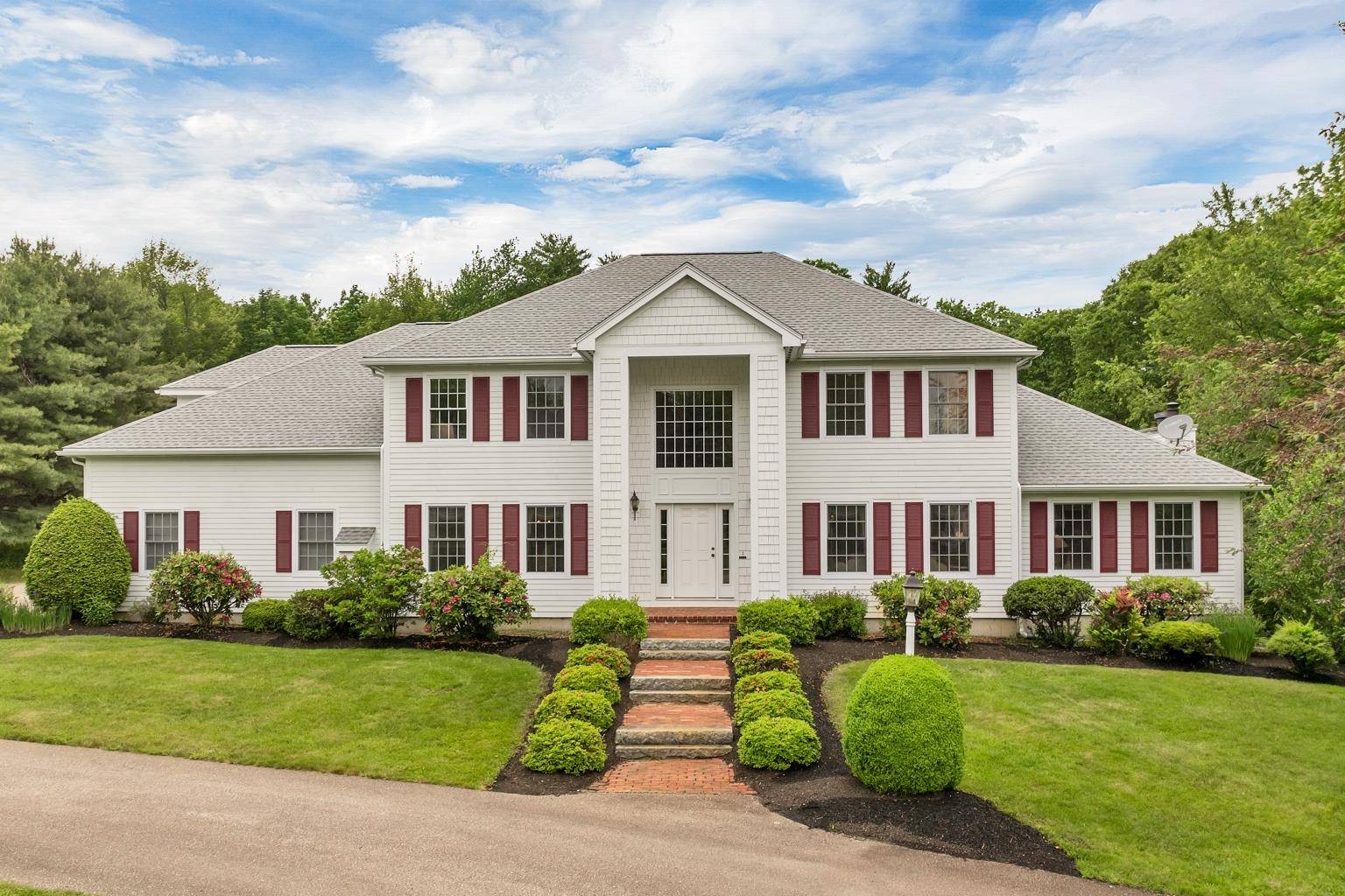 Gilford, NH 03249,19 Knollwood DR