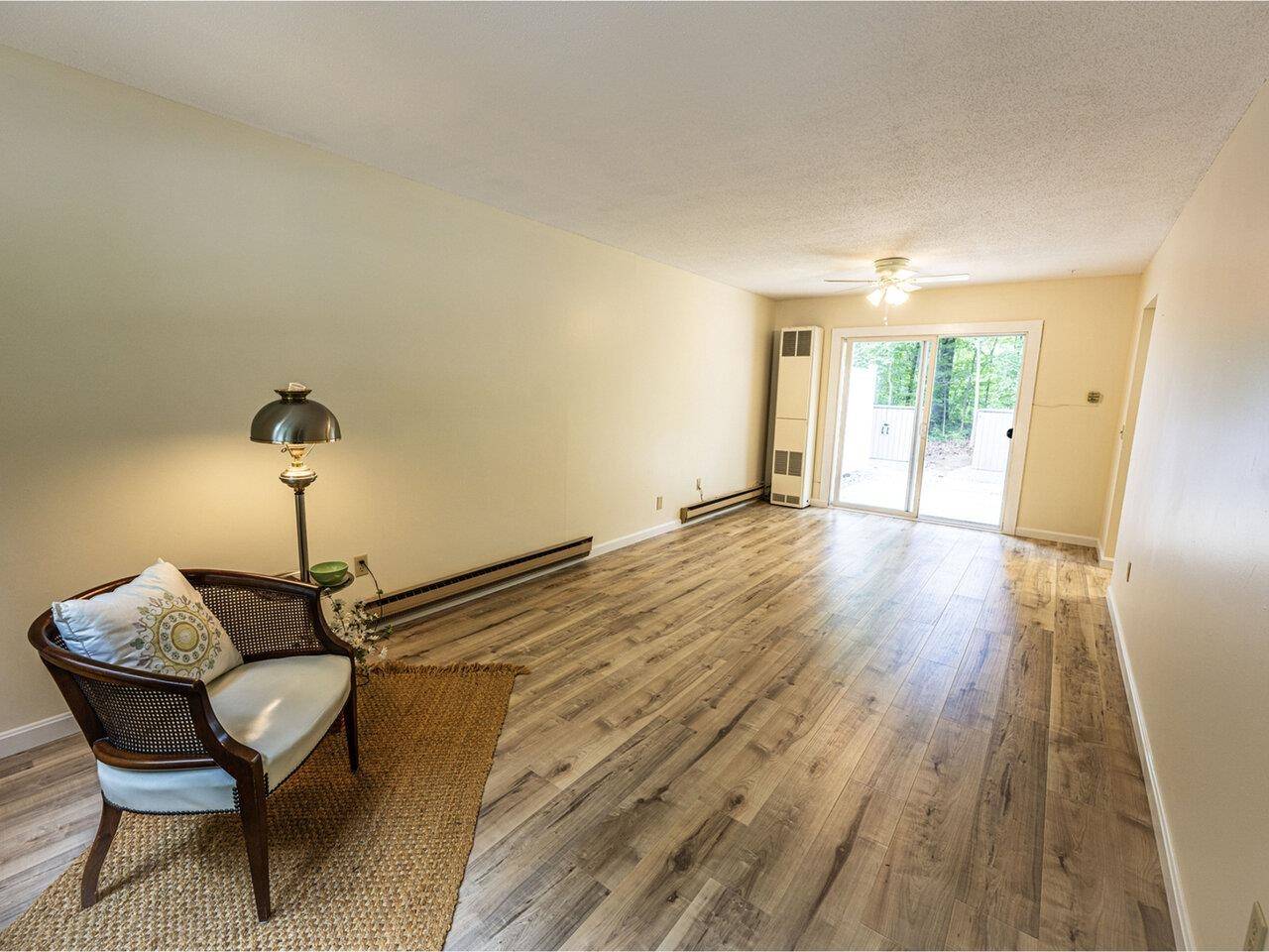 Essex, VT 05452,86 Pinecrest DR #3B