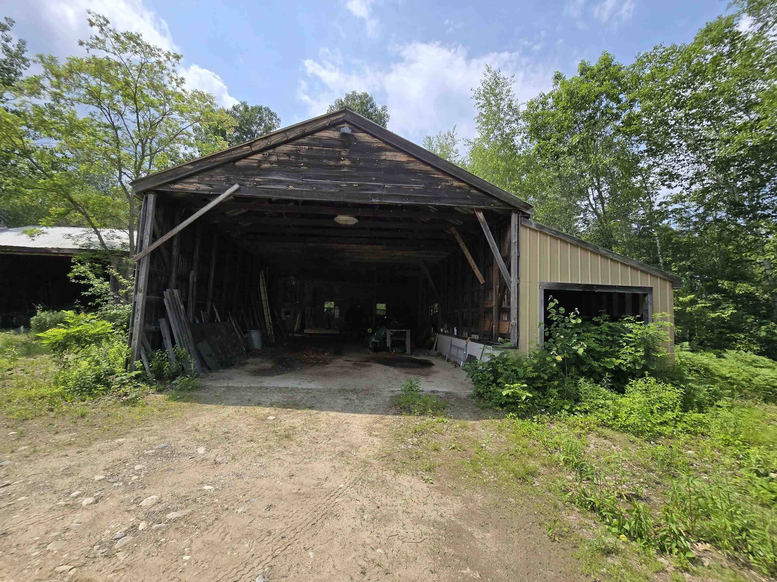 564 Main ST Fremont, NH 03044