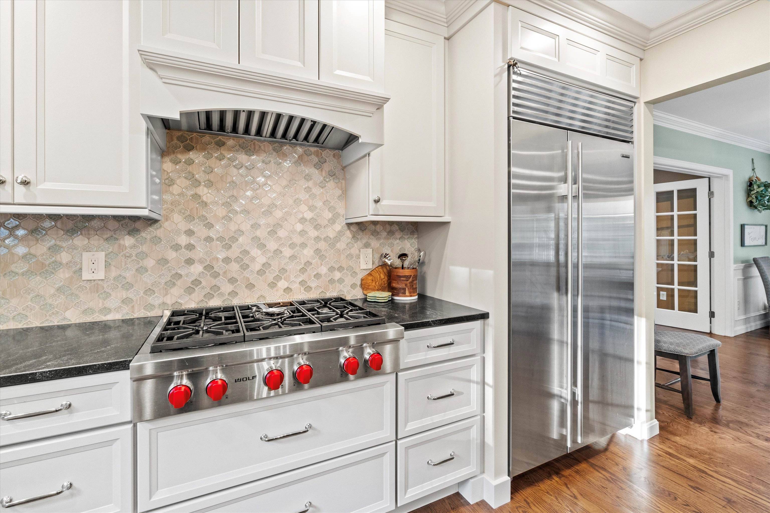 104 Windsor DR Auburn, NH 03032