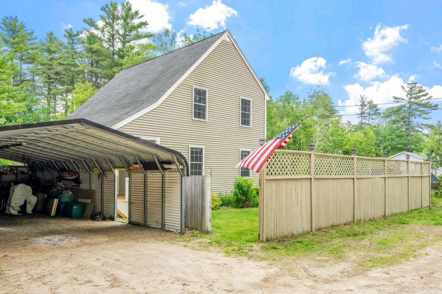 Wakefield, NH 03830,82 Robinhood RD