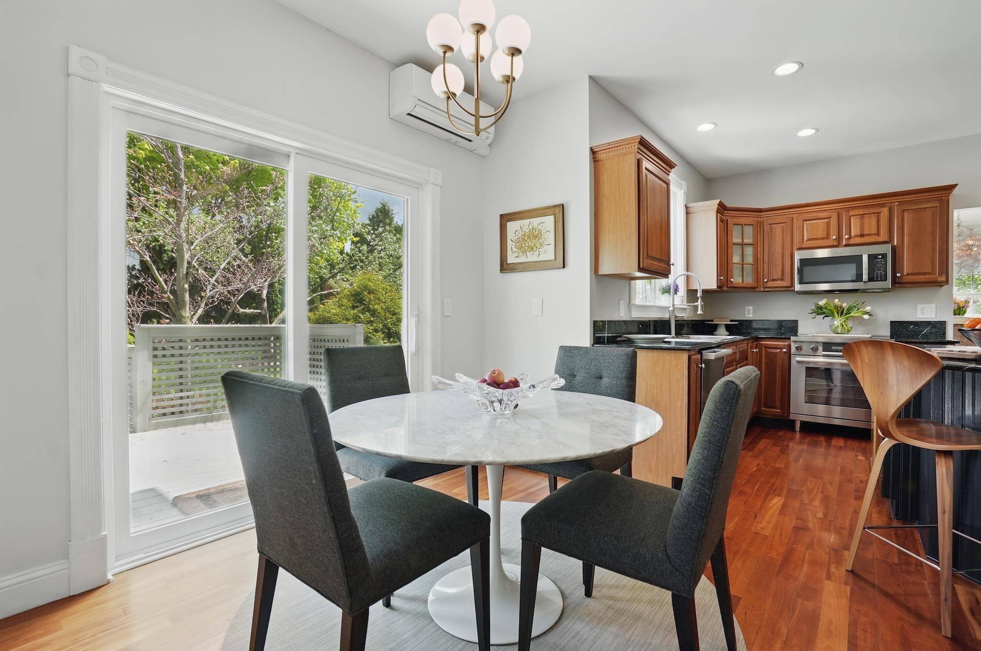 16 Pinnacle DR South Burlington, VT 05403