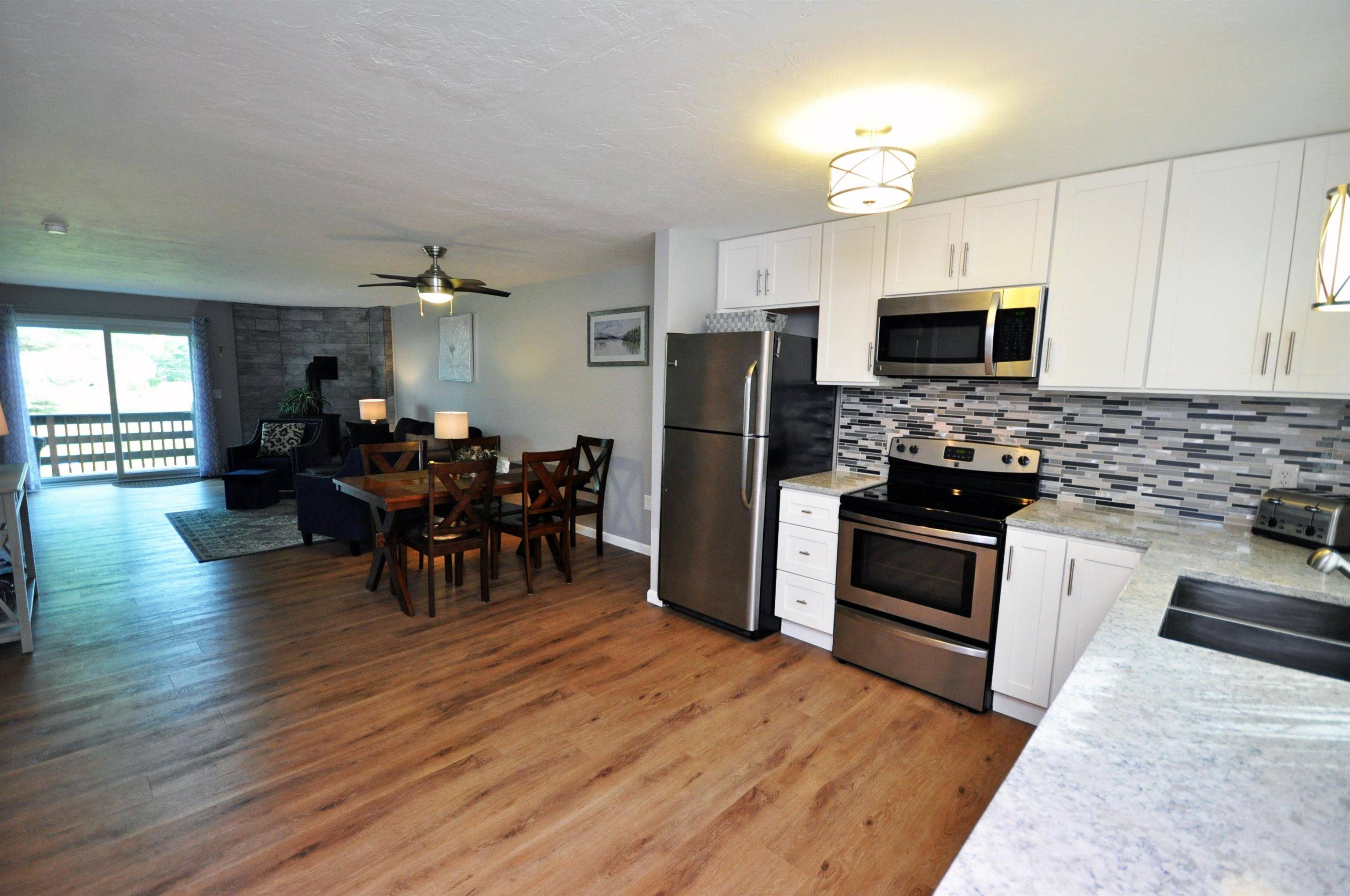 Bristol, NH 03222,17 Village West DR #11