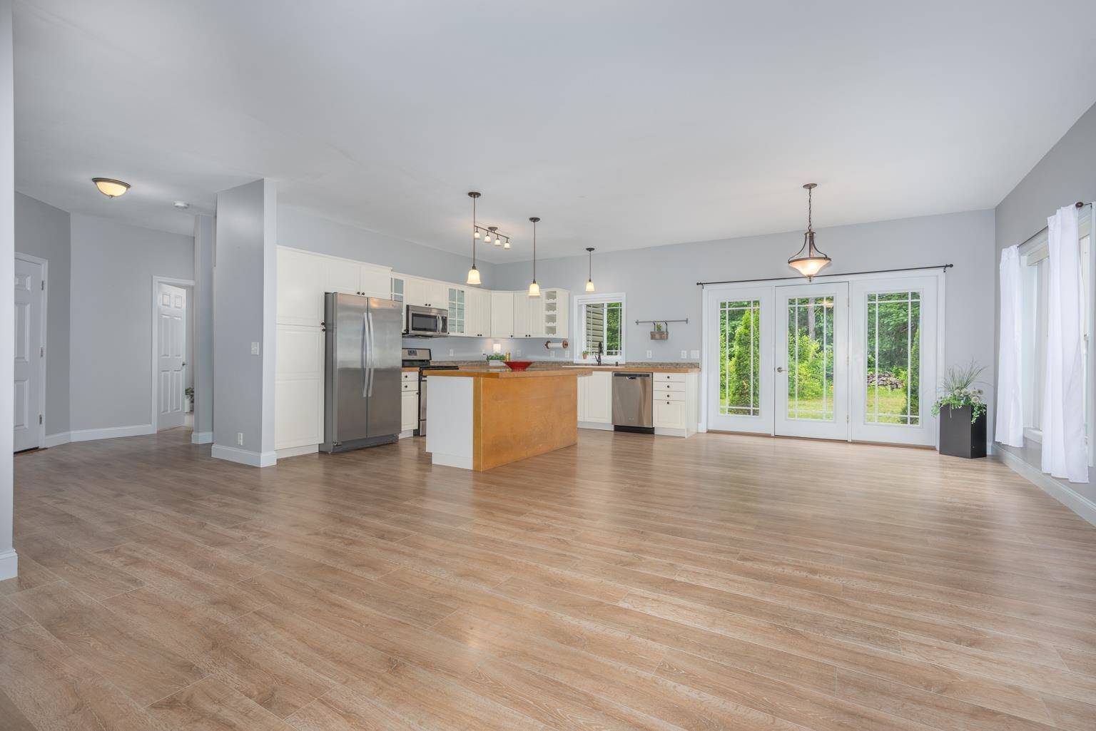 308 Pickering RD Rochester, NH 03867