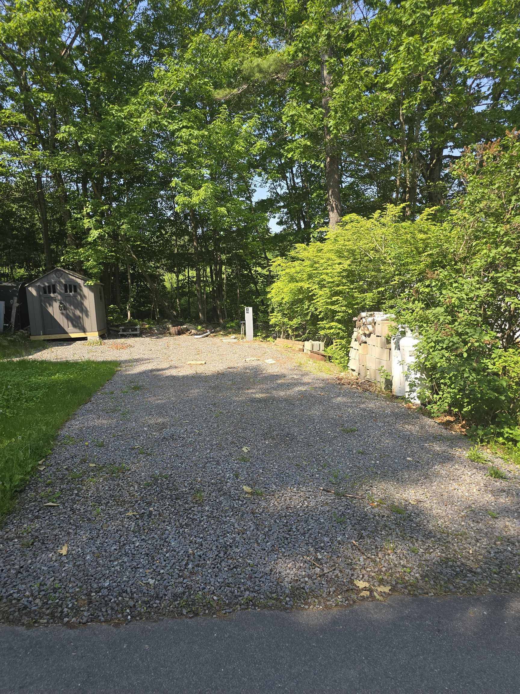 Laconia, NH 03246,554 Endicott N ST #4