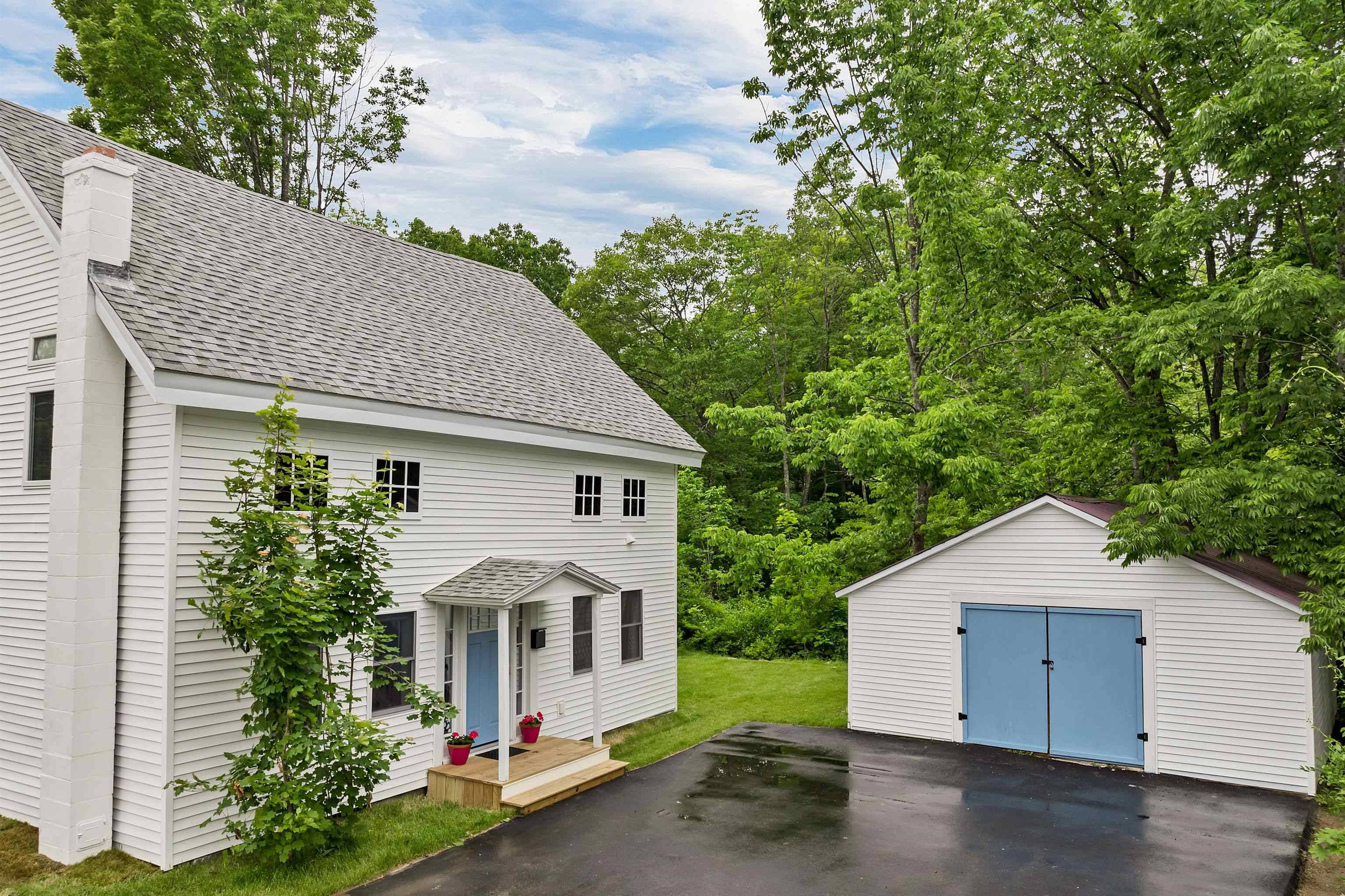 Farmington, NH 03835,57 Central ST