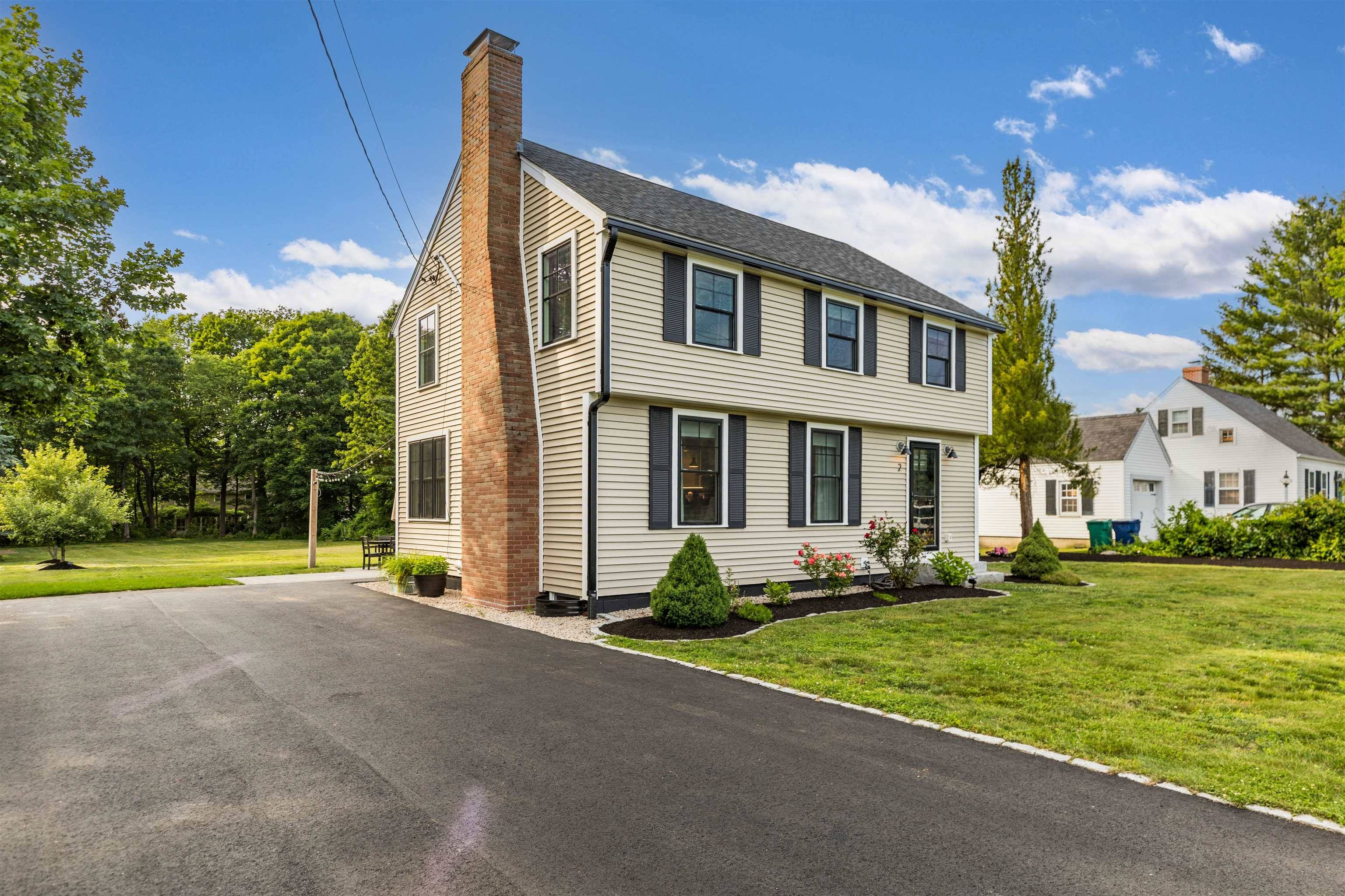 Hampton, NH 03842,2 Locke RD