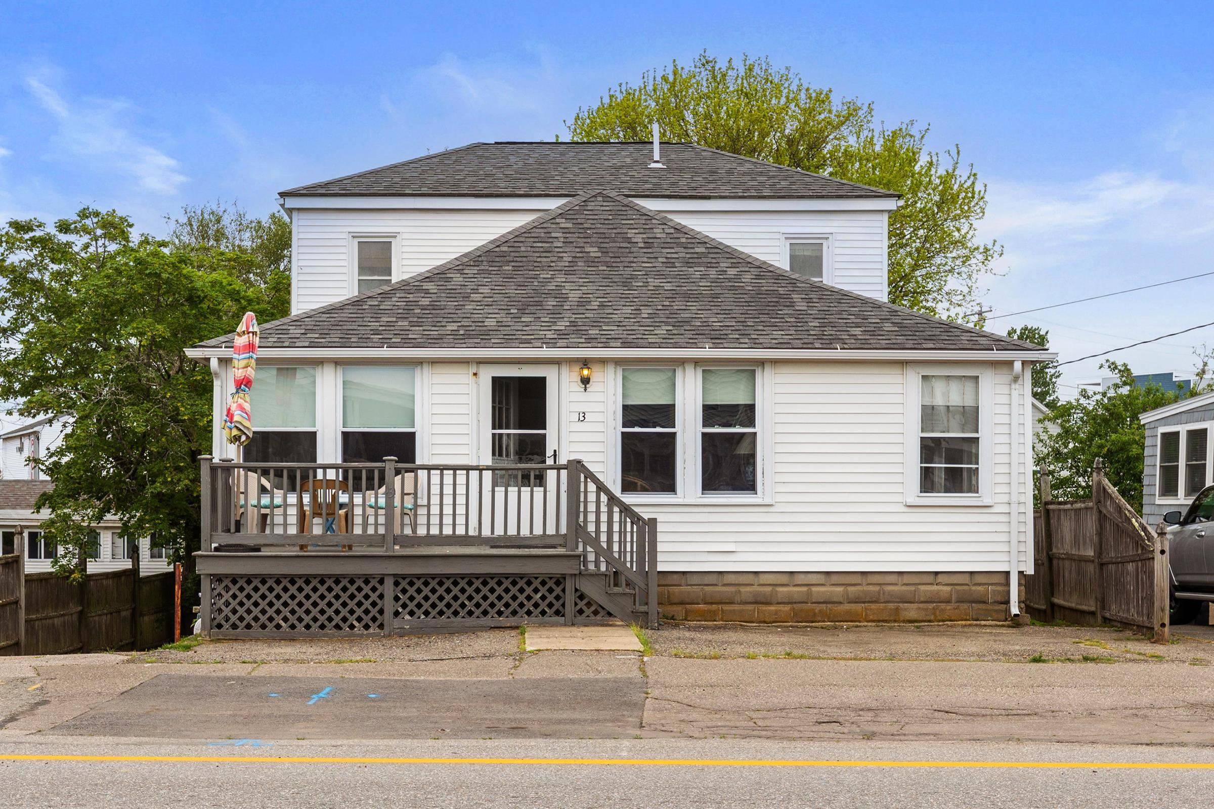 Hampton, NH 03842,13 Ocean BLVD