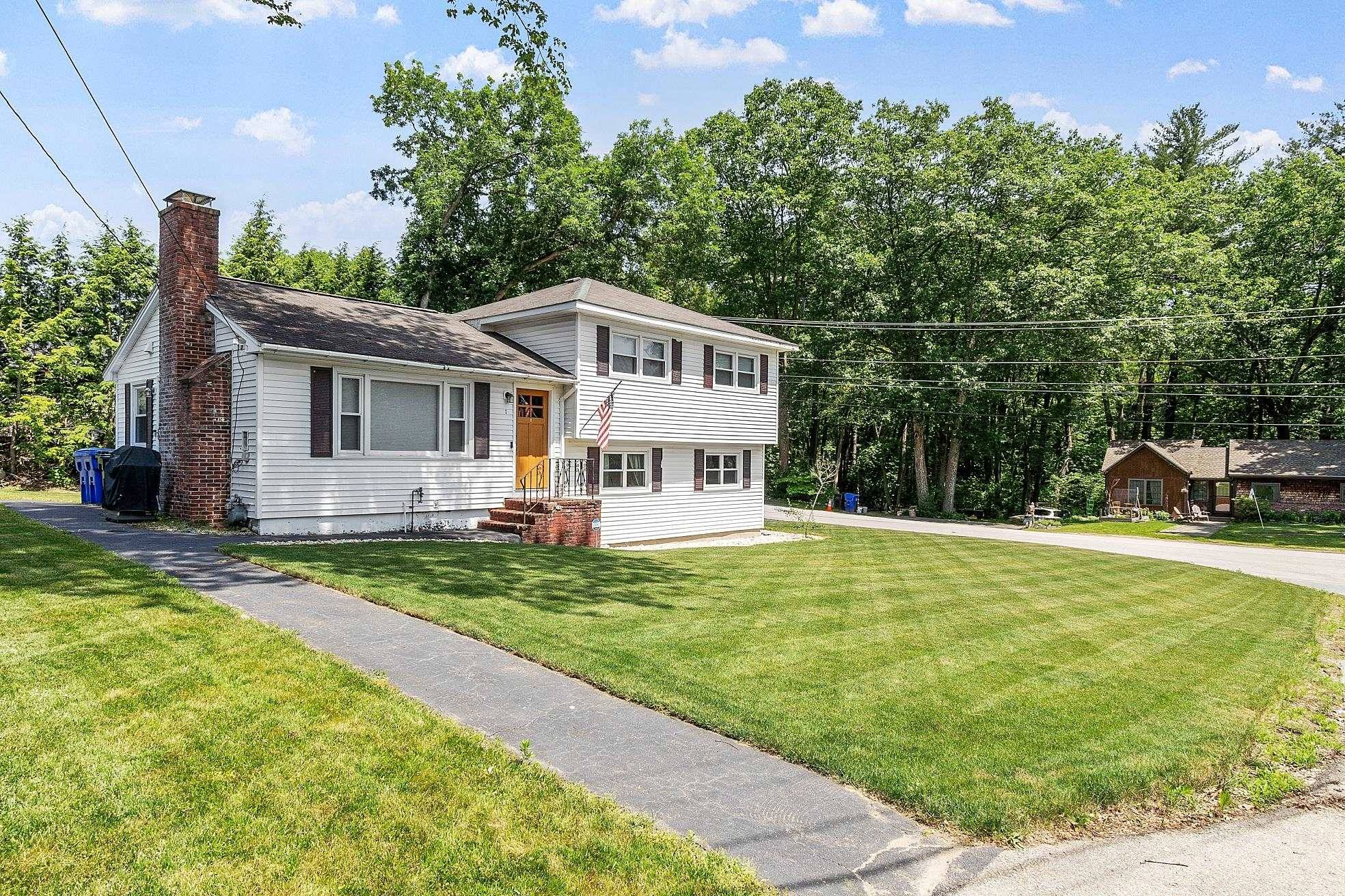 Hudson, NH 03051,1 Hemlock ST