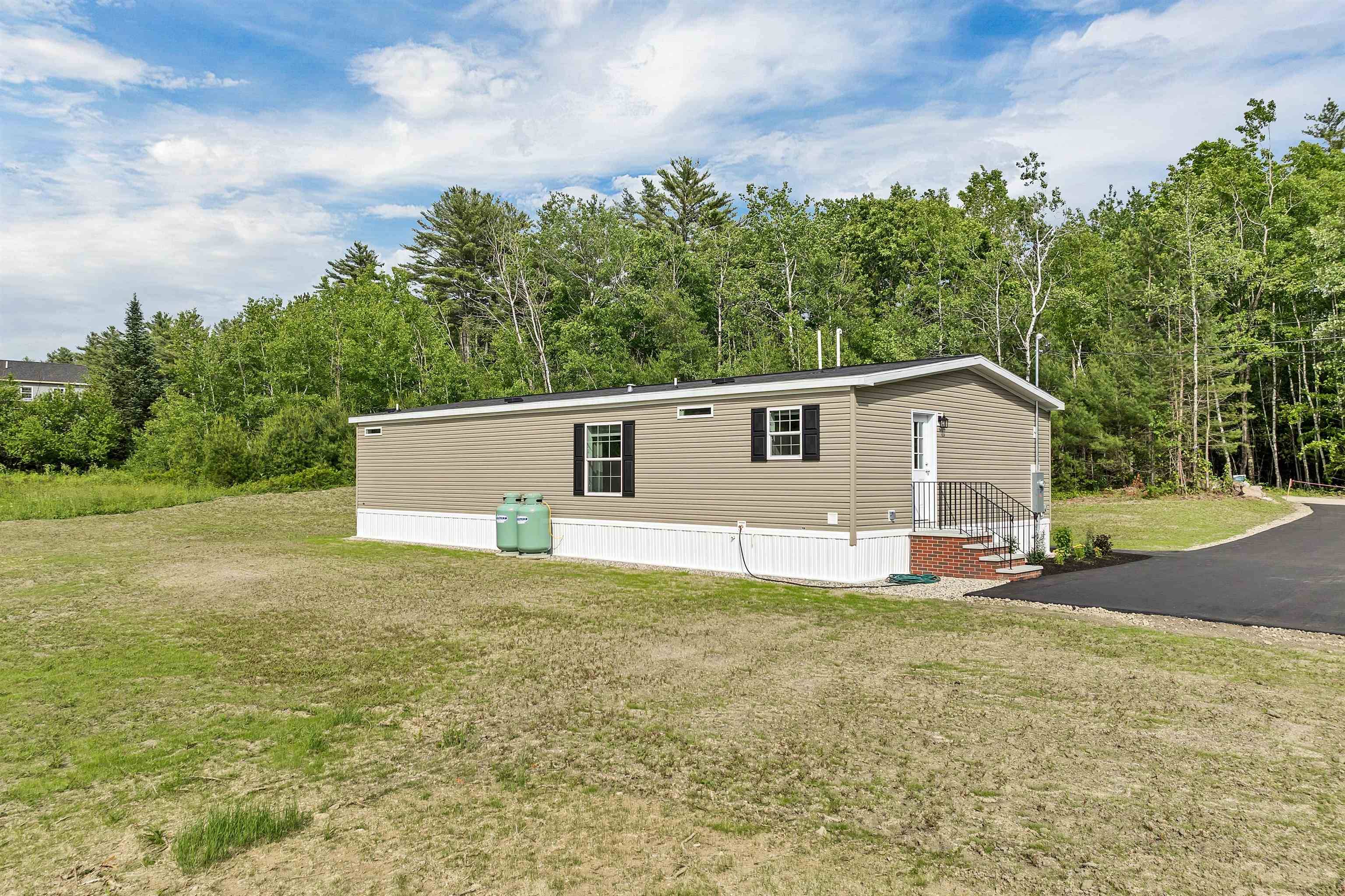 Effingham, NH 03882,106 Stevens RD #1