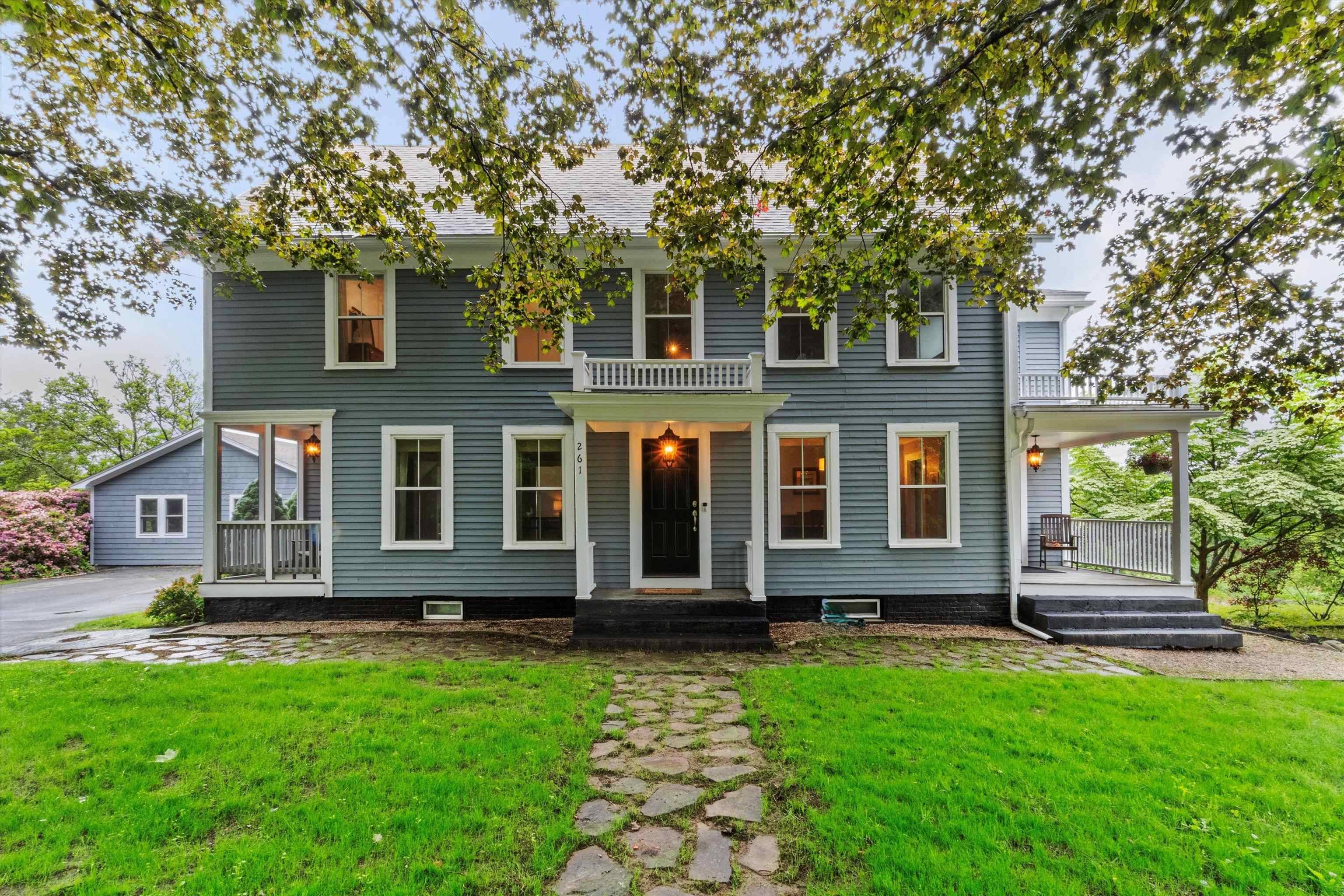 South Hampton, NH 03827,261 Main AVE