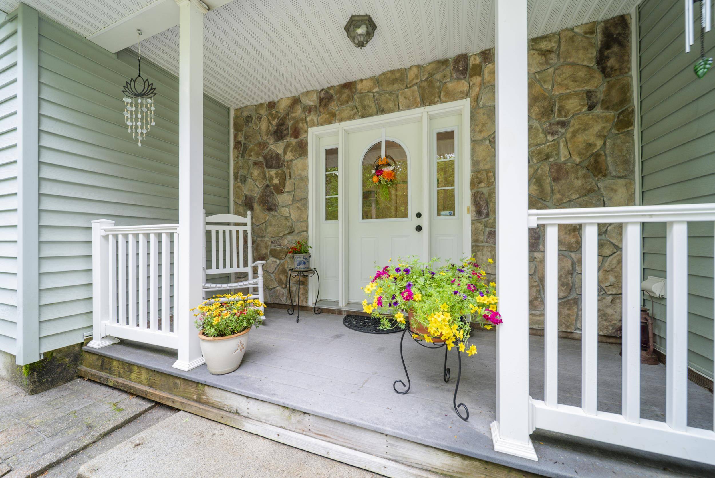 Concord, NH 03301,21 Lewis LN