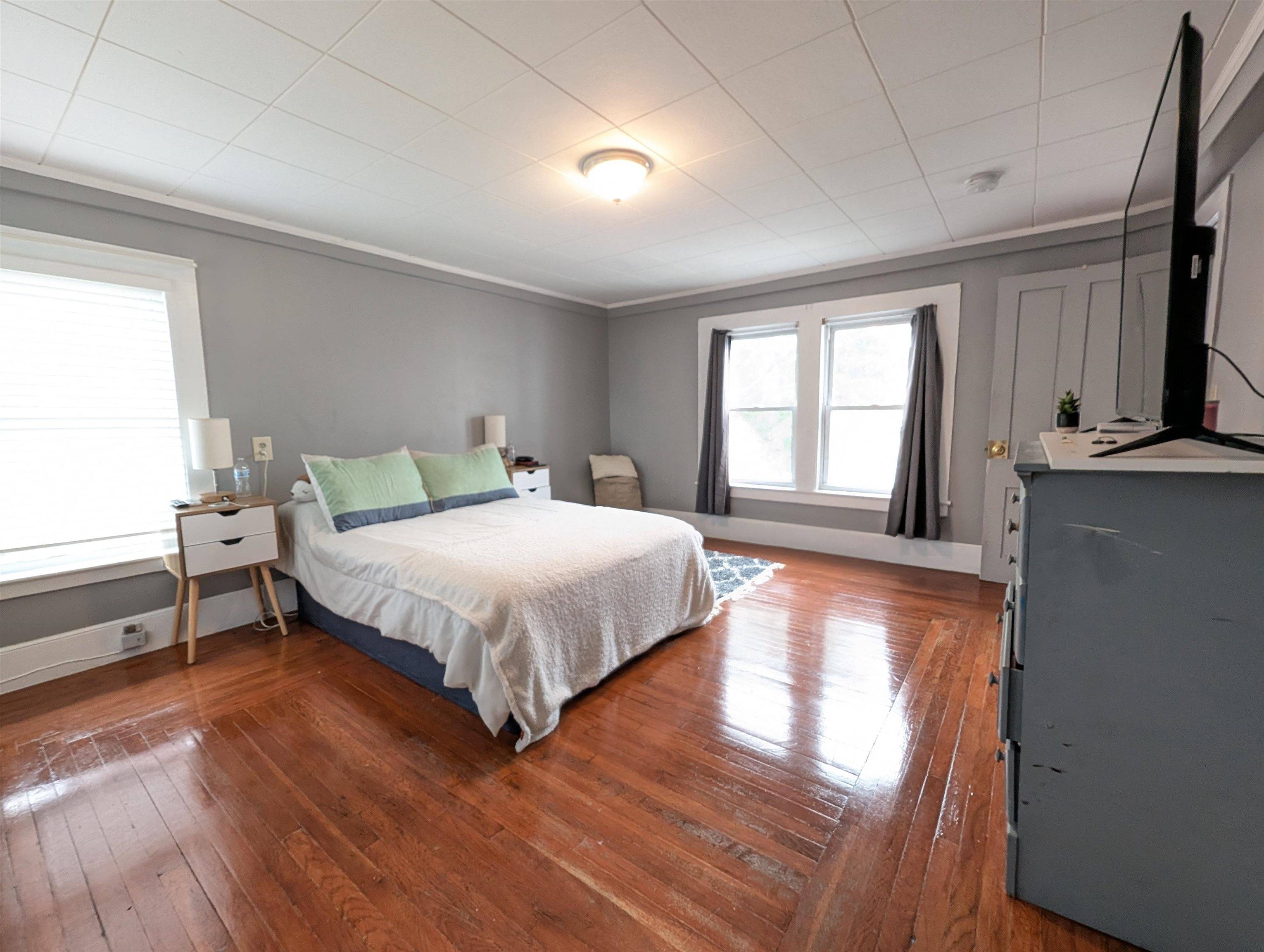 24 - 24.5 Cedar ST Nashua, NH 03060