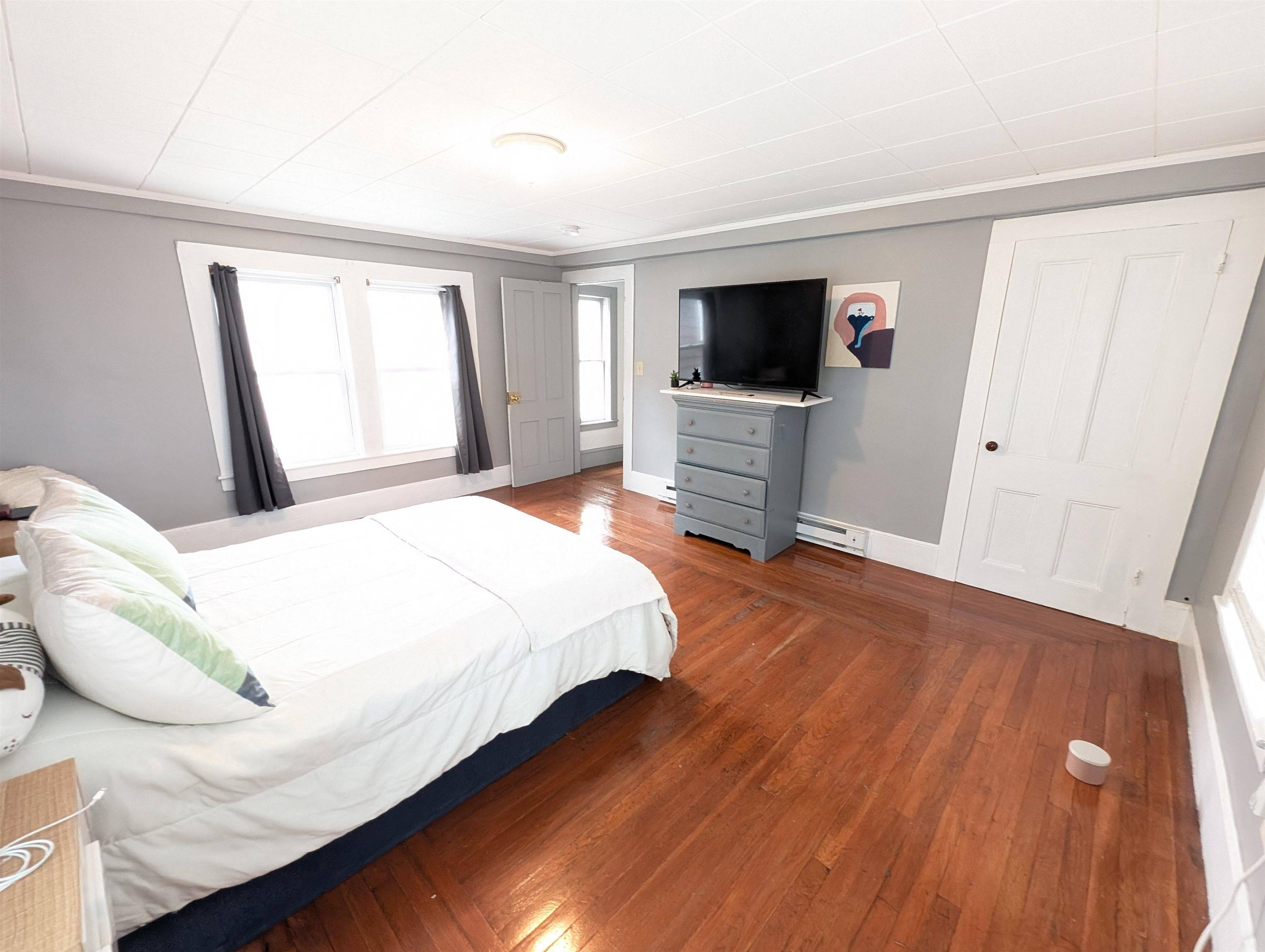 24 - 24.5 Cedar ST Nashua, NH 03060