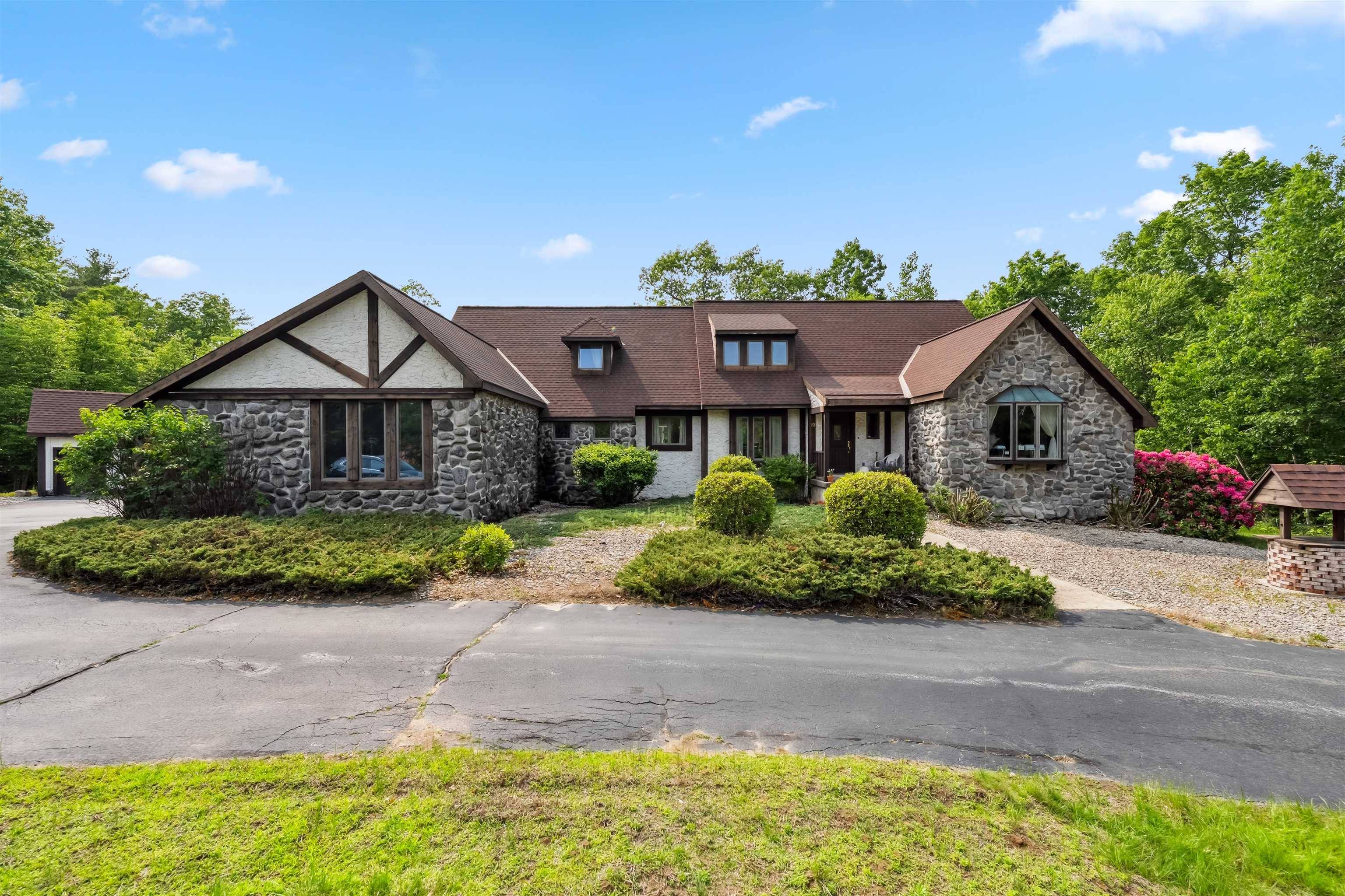 Windham, NH 03087,19 Hardwood RD