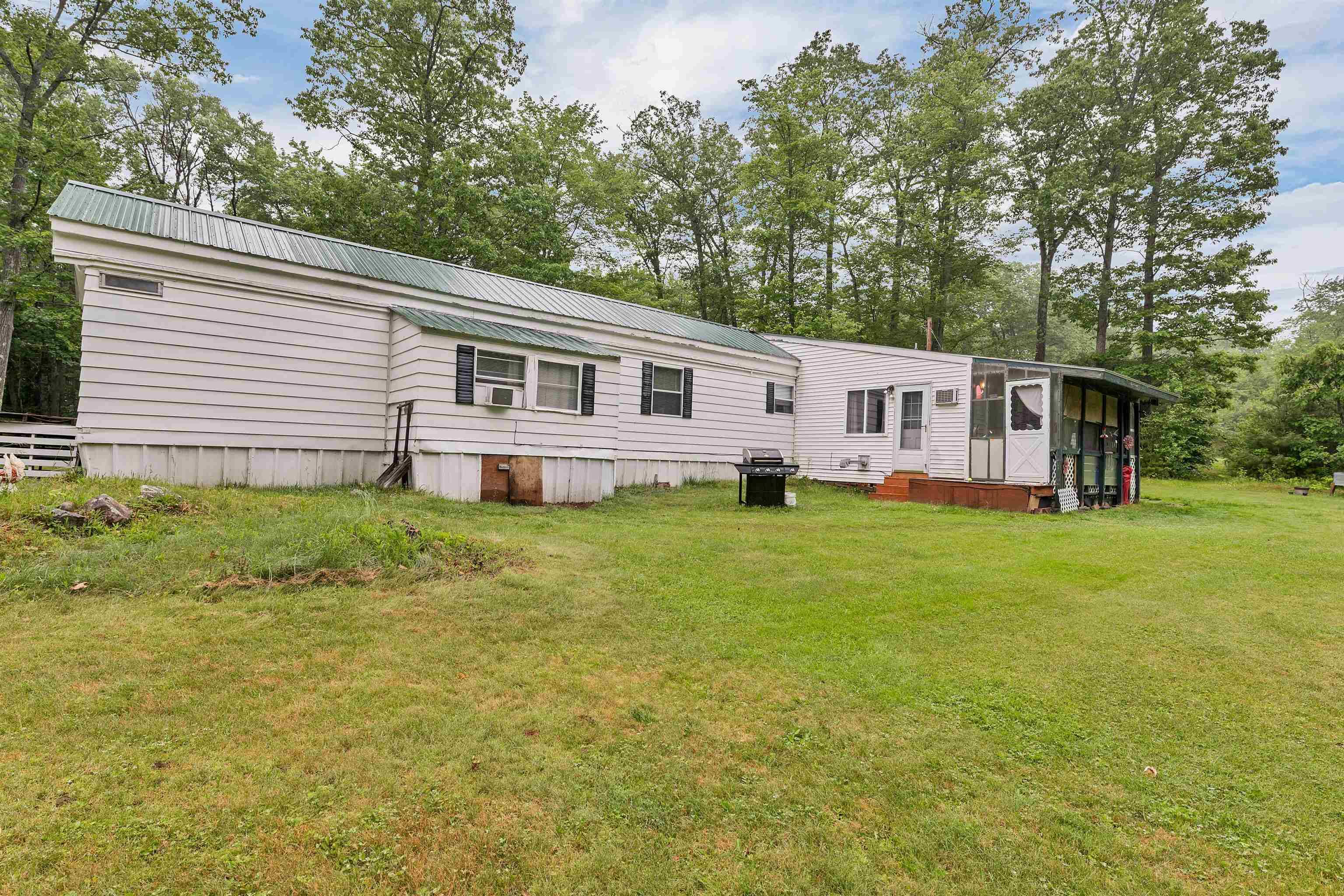 Holderness, NH 03245,541 New Hampshire Rte 175