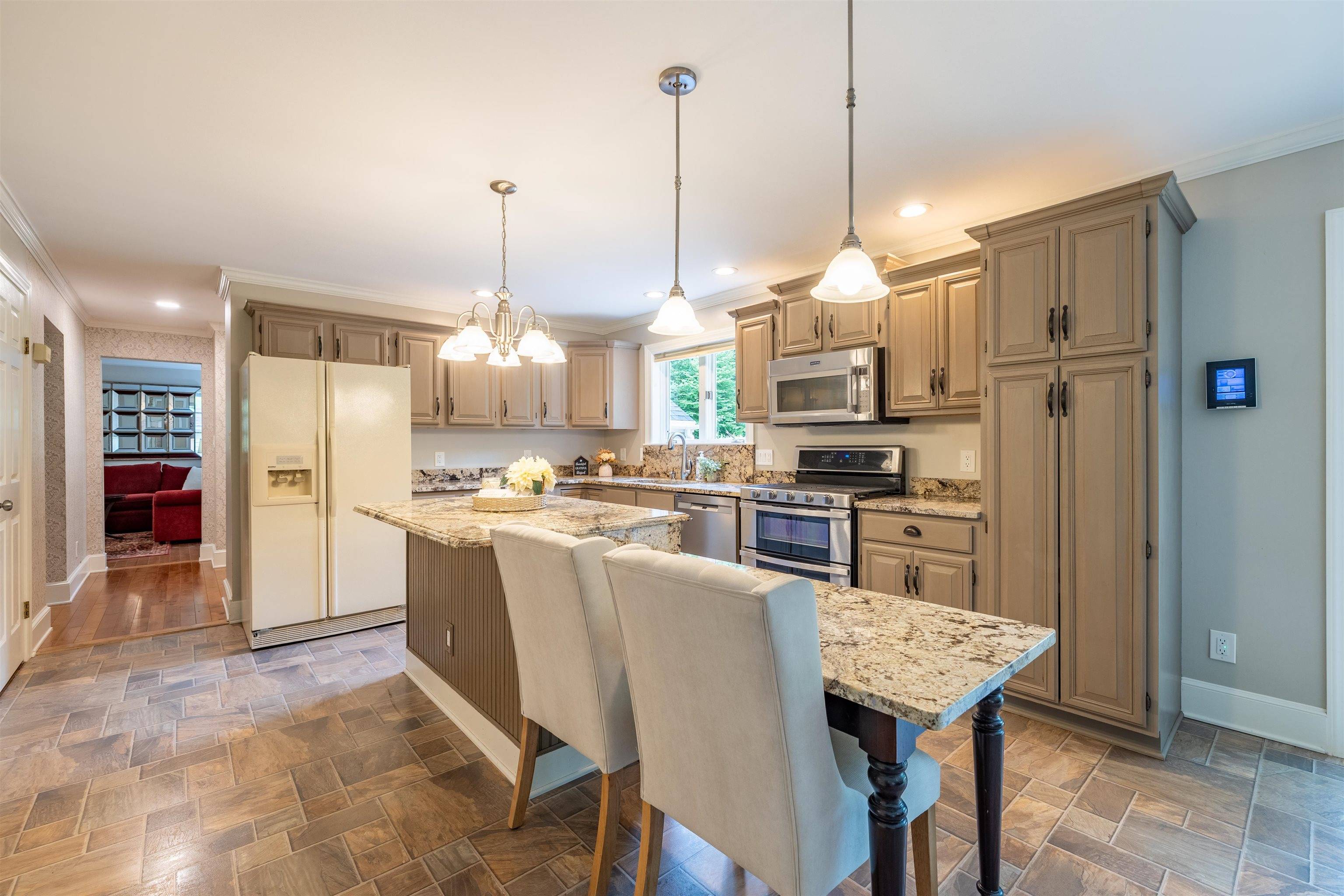 Chester, NH 03036,146 Old Sandown RD
