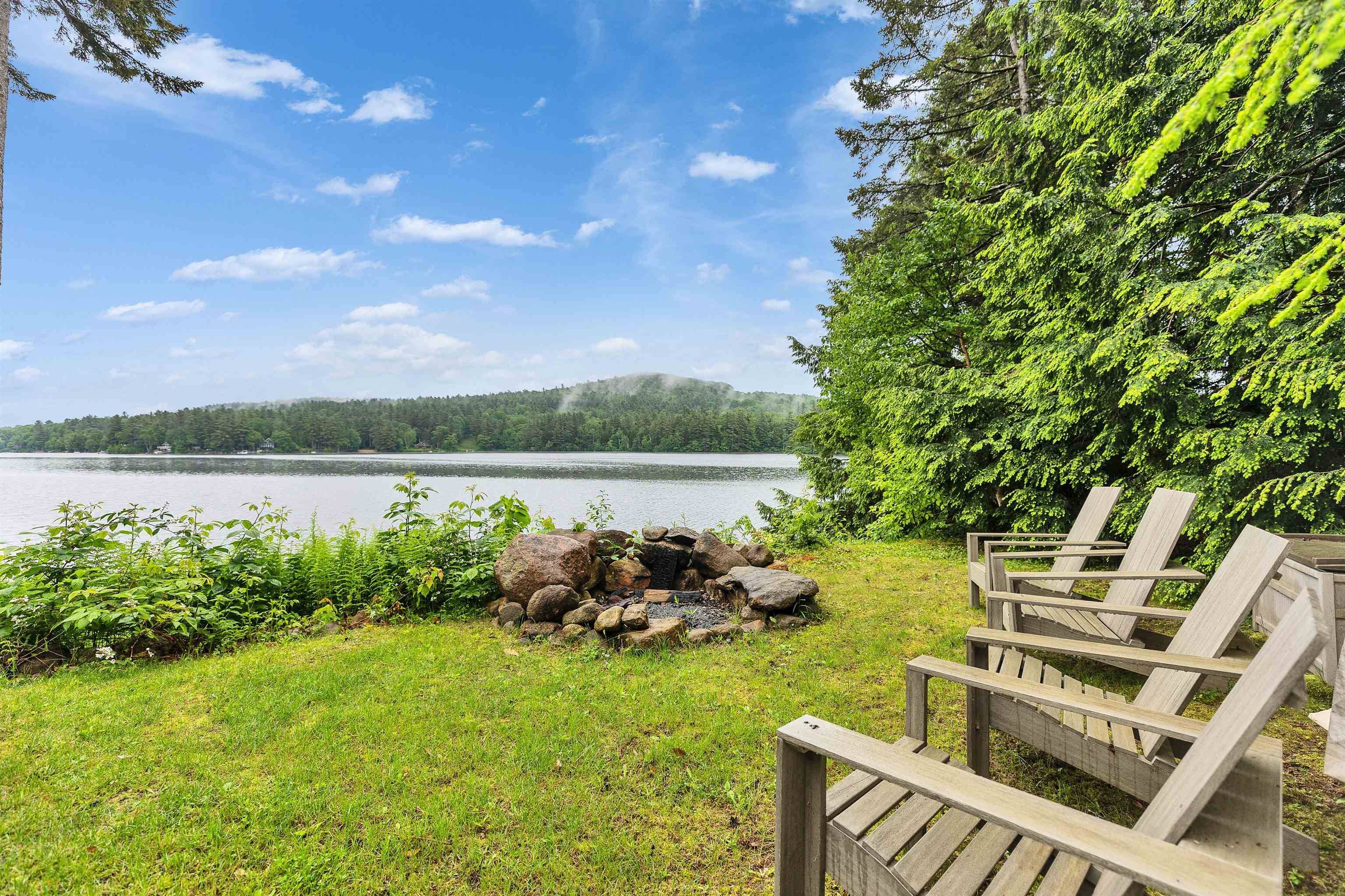 38 West Shore CIR Stoddard, NH 03464