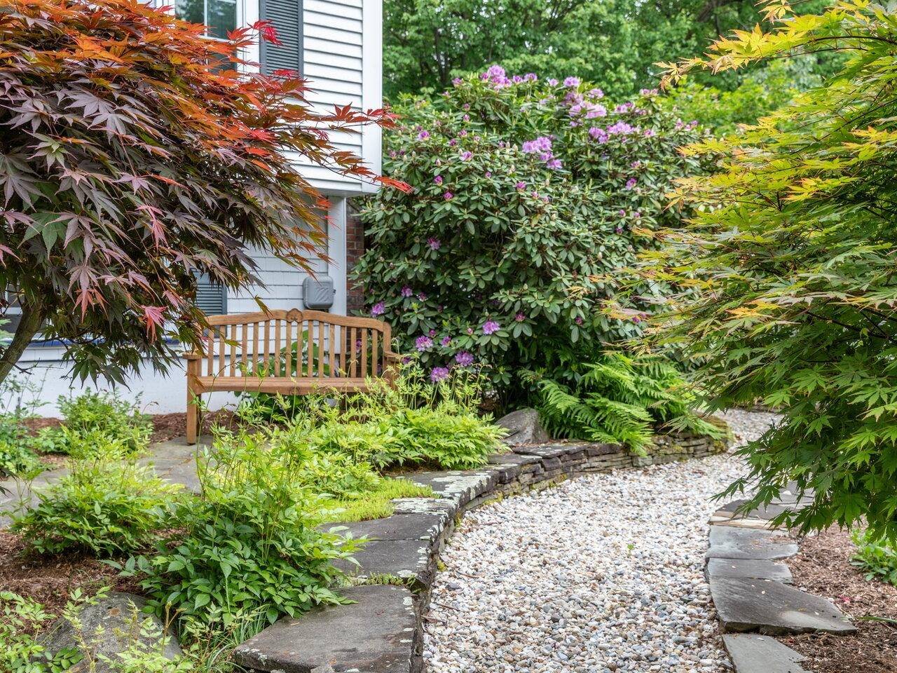 Colchester, VT 05446,63 Robin RD