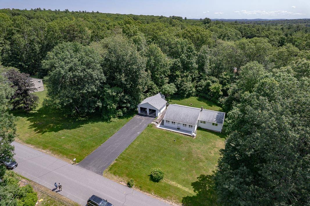 Pelham, NH 03076,4 Appaloosa AVE
