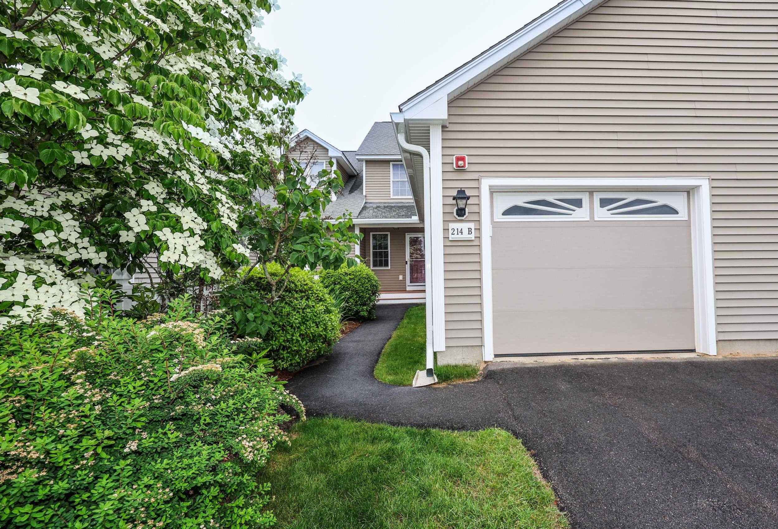 Pembroke, NH 03275,214B Kearsage DR #B