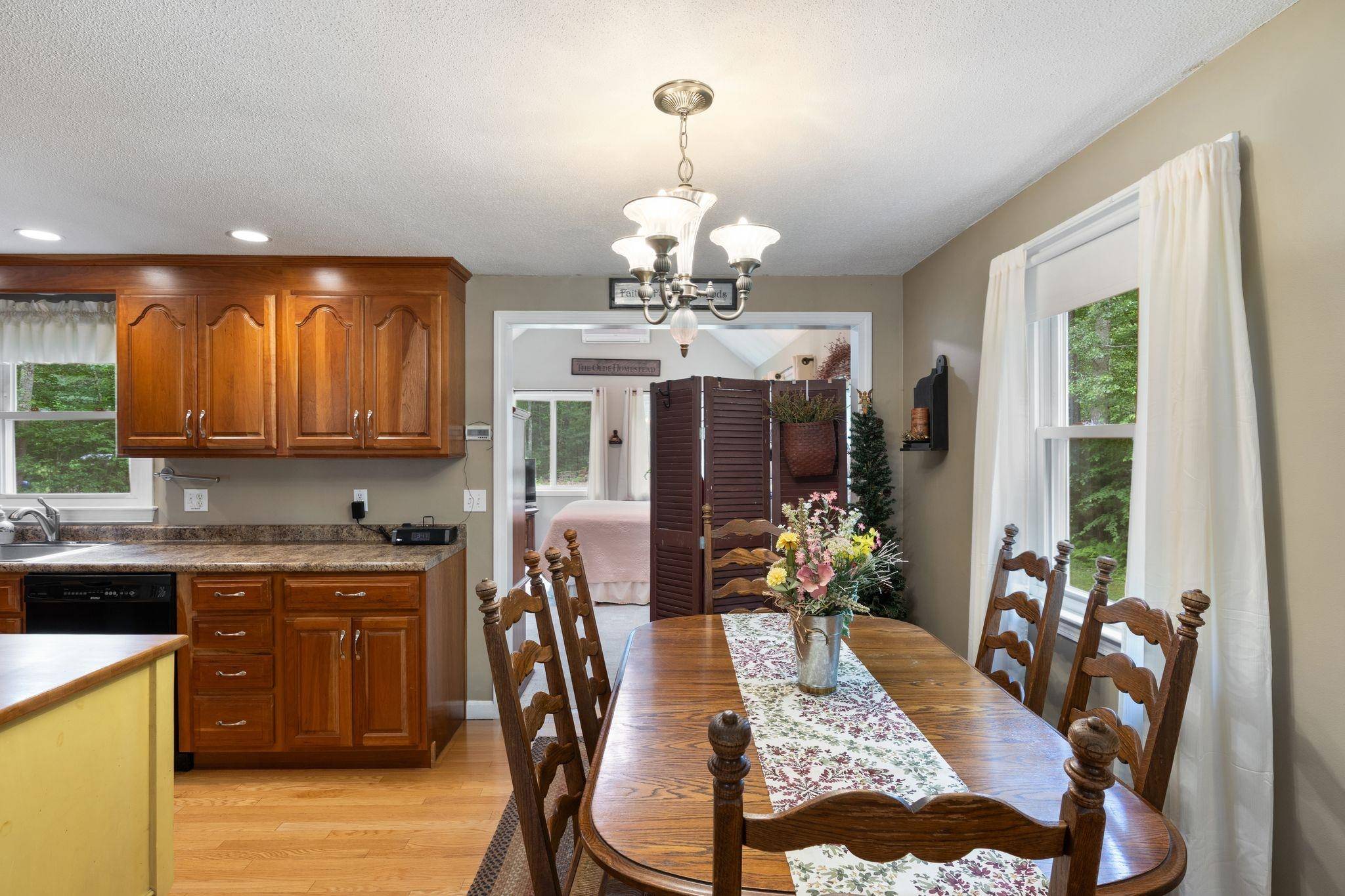 Londonderry, NH 03053,12 Mill RD