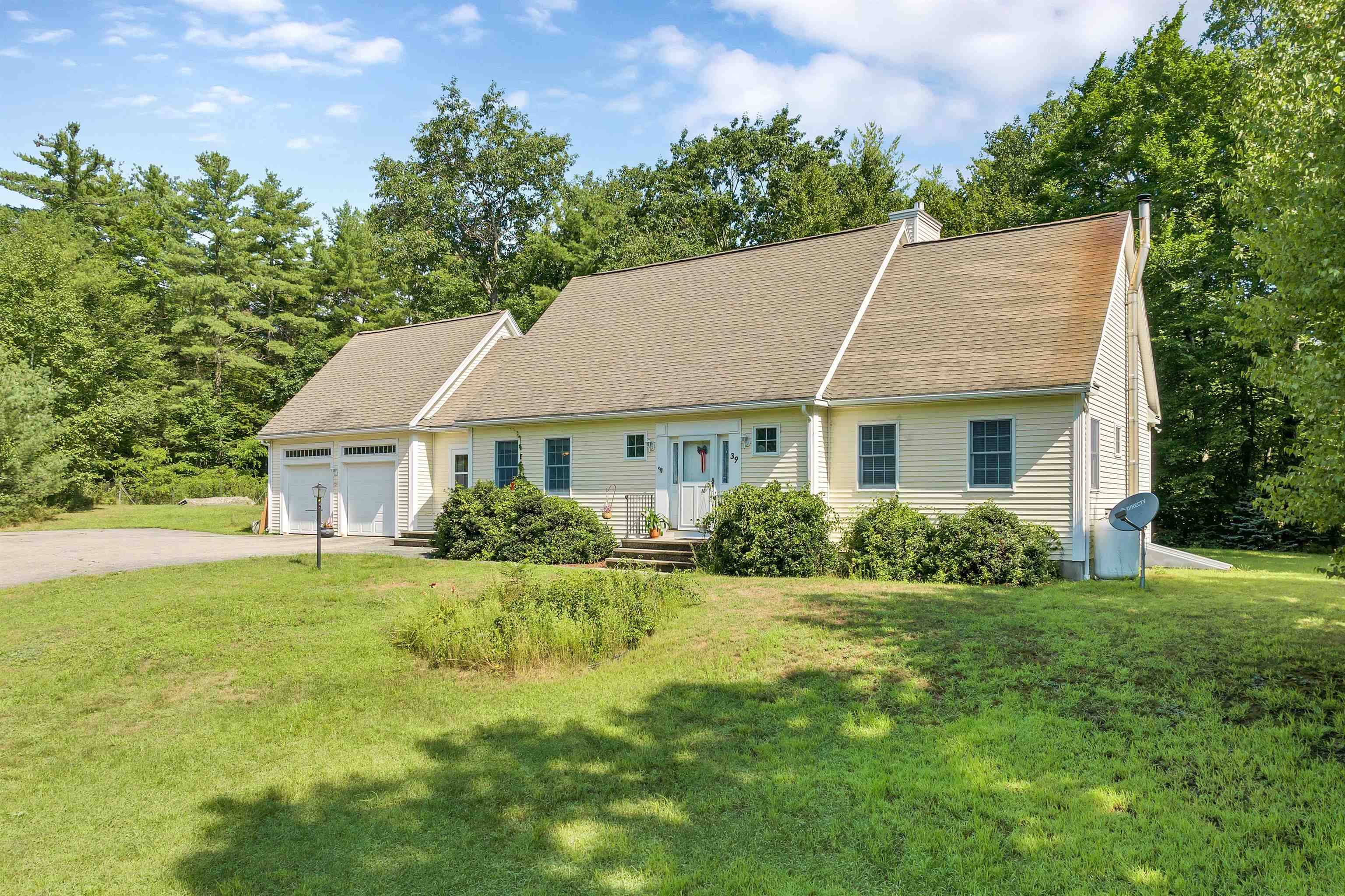 Wolfeboro, NH 03894,39 Winnipesaukee DR