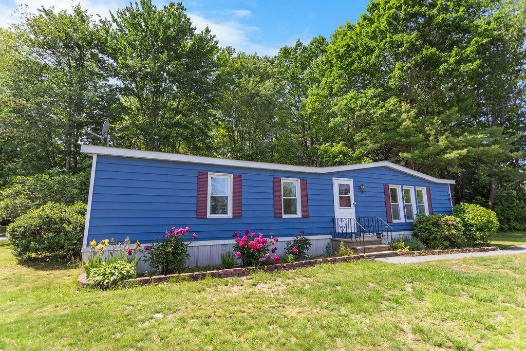 Rochester, NH 03867,32 Monadnock DR