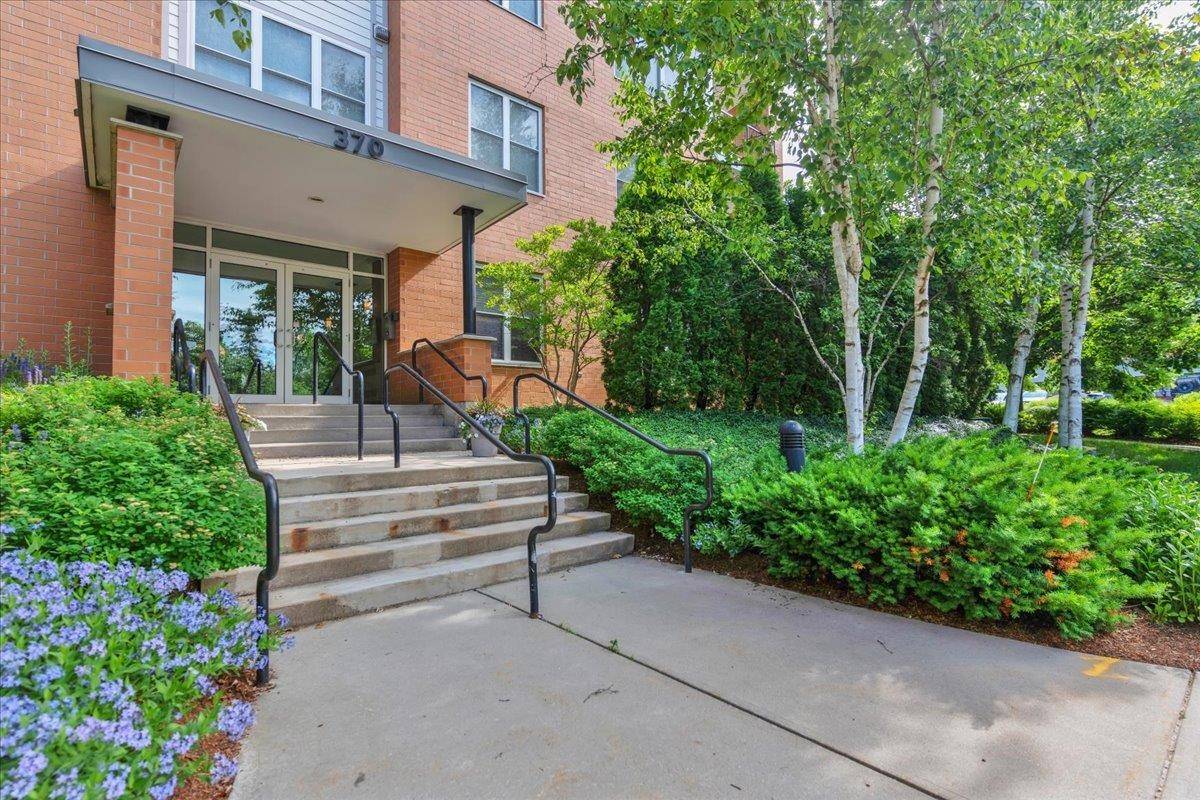 South Burlington, VT 05403,370 Farrell ST #216