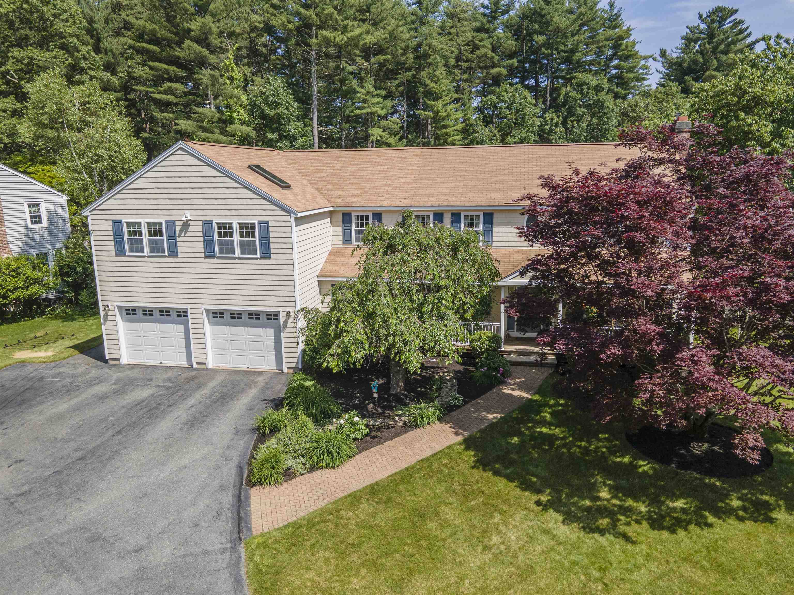 Nashua, NH 03063,11 Watersedge DR