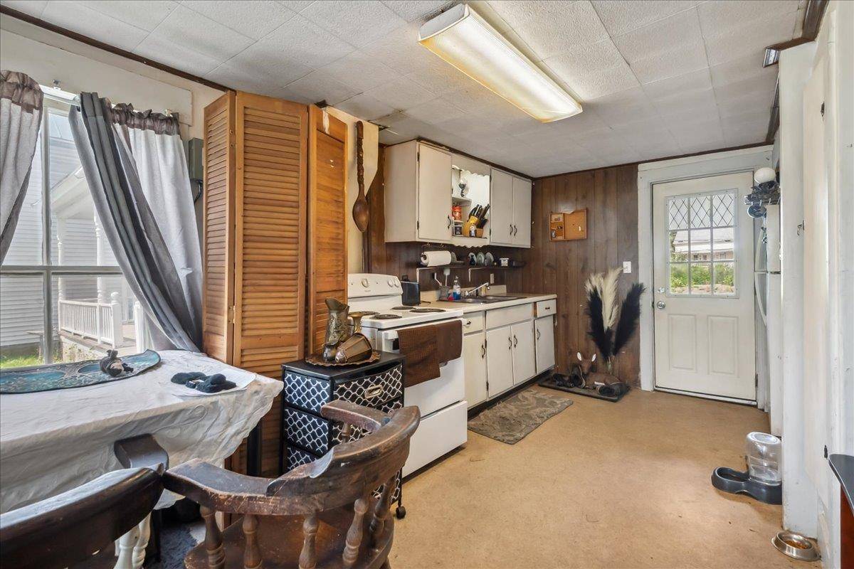 Barre City, VT 05641,76-78 Maple AVE