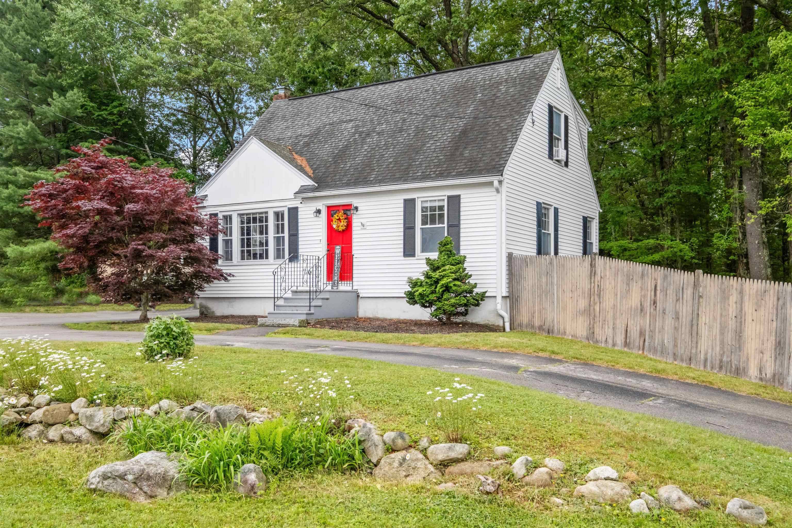 Hooksett, NH 03106,48 Mammoth RD