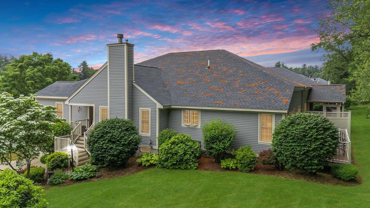 Bedford, NH 03110,49 Pebble Beach DR #22-89-46