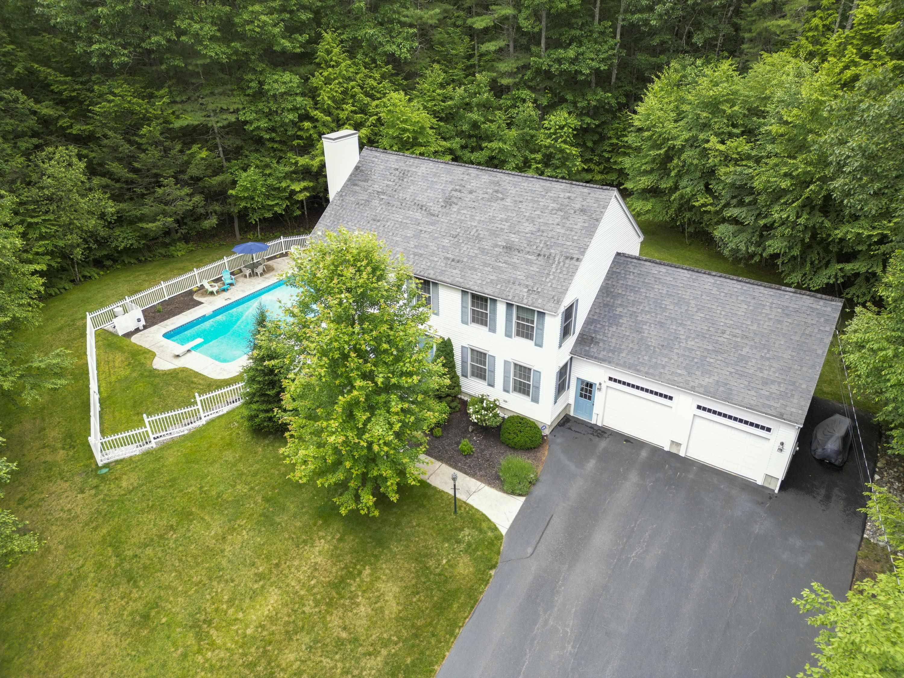 Exeter, NH 03833,166 Brentwood RD