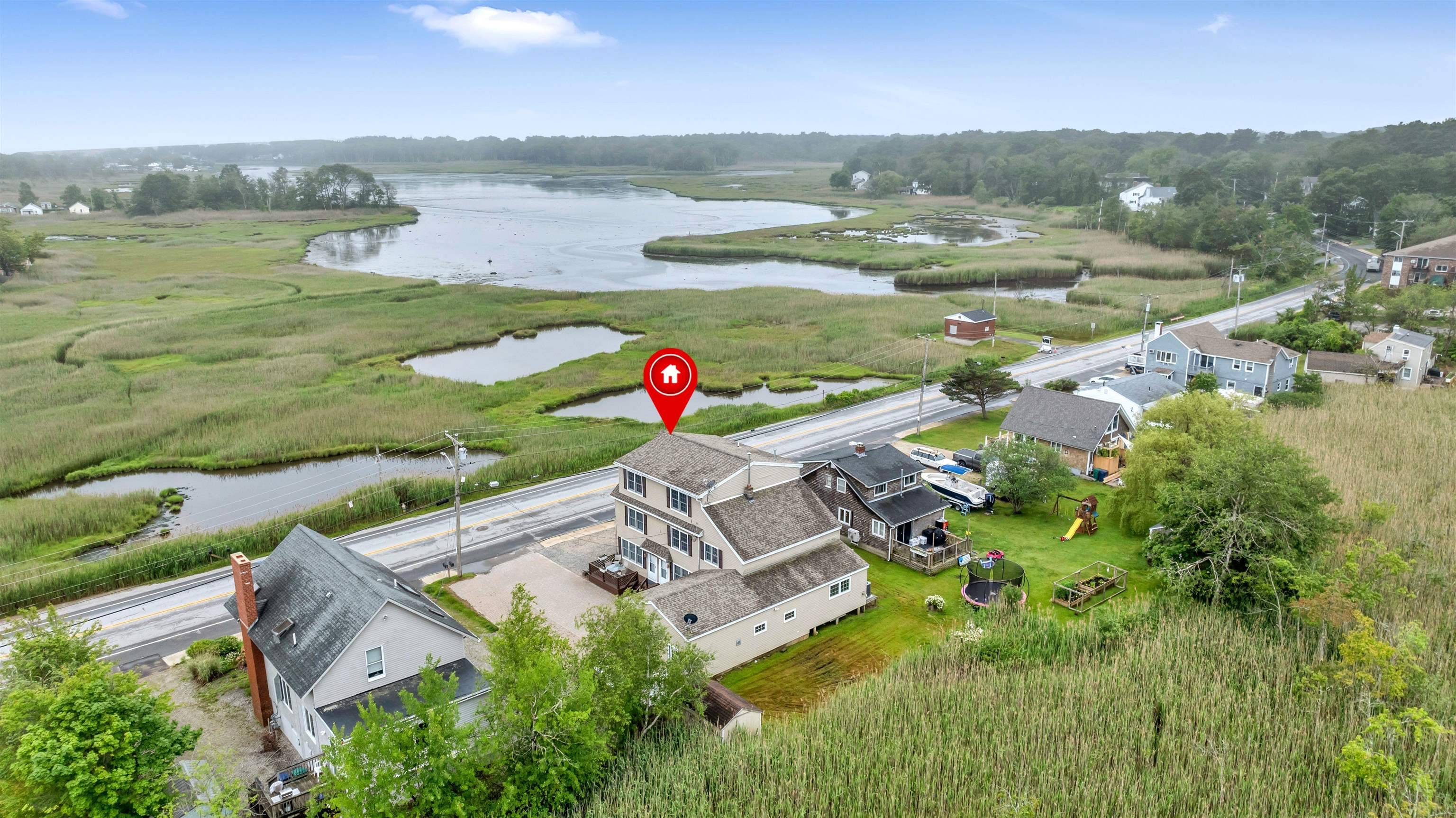 Hampton, NH 03842,518 High ST