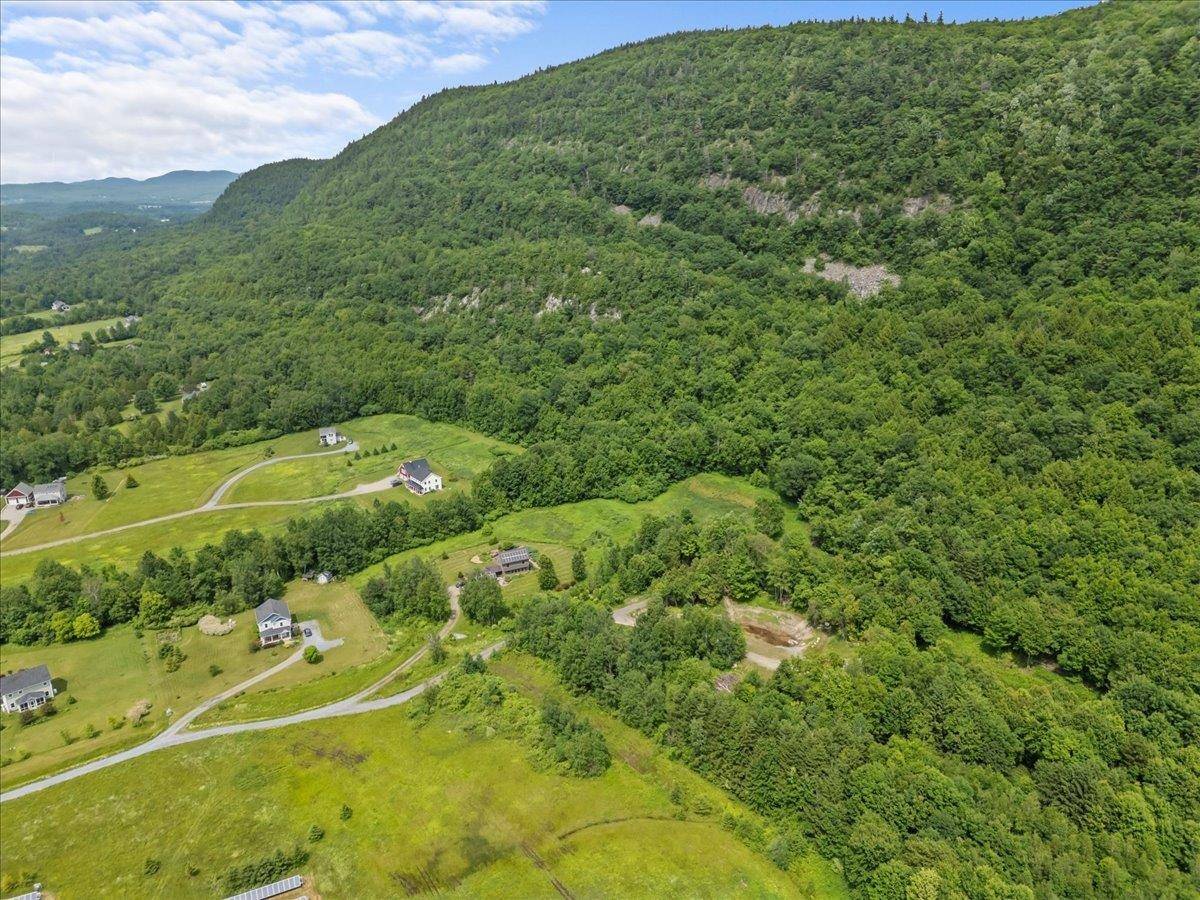 Monkton, VT 05469,127 Hidden Acres DR