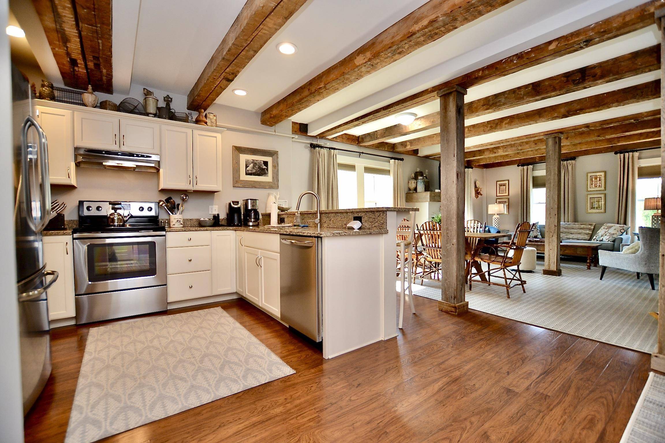 Stowe, VT 05672,91 Main ST #5