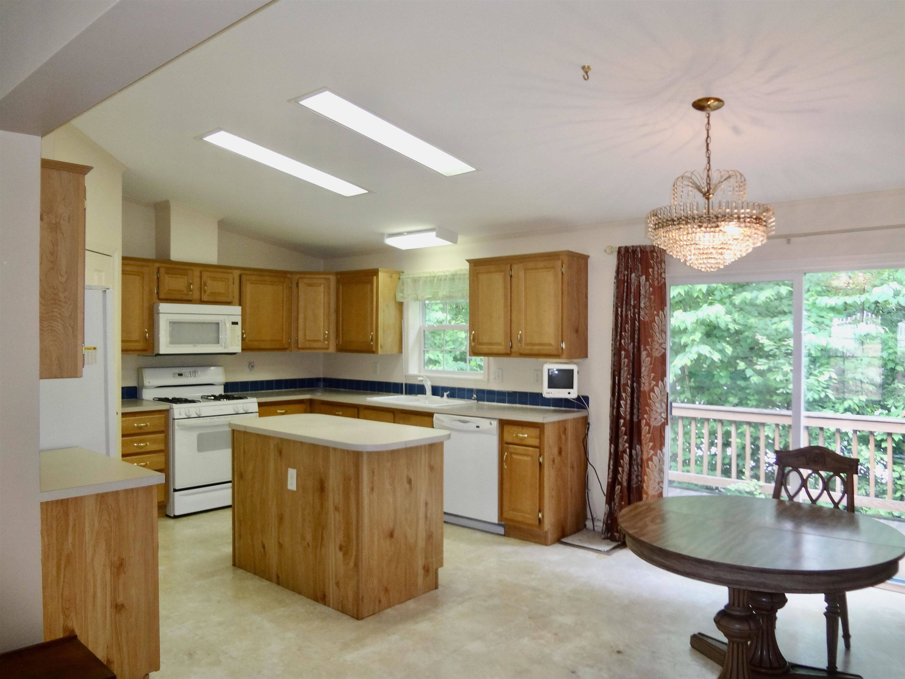 Laconia, NH 03246,612 Benton DR